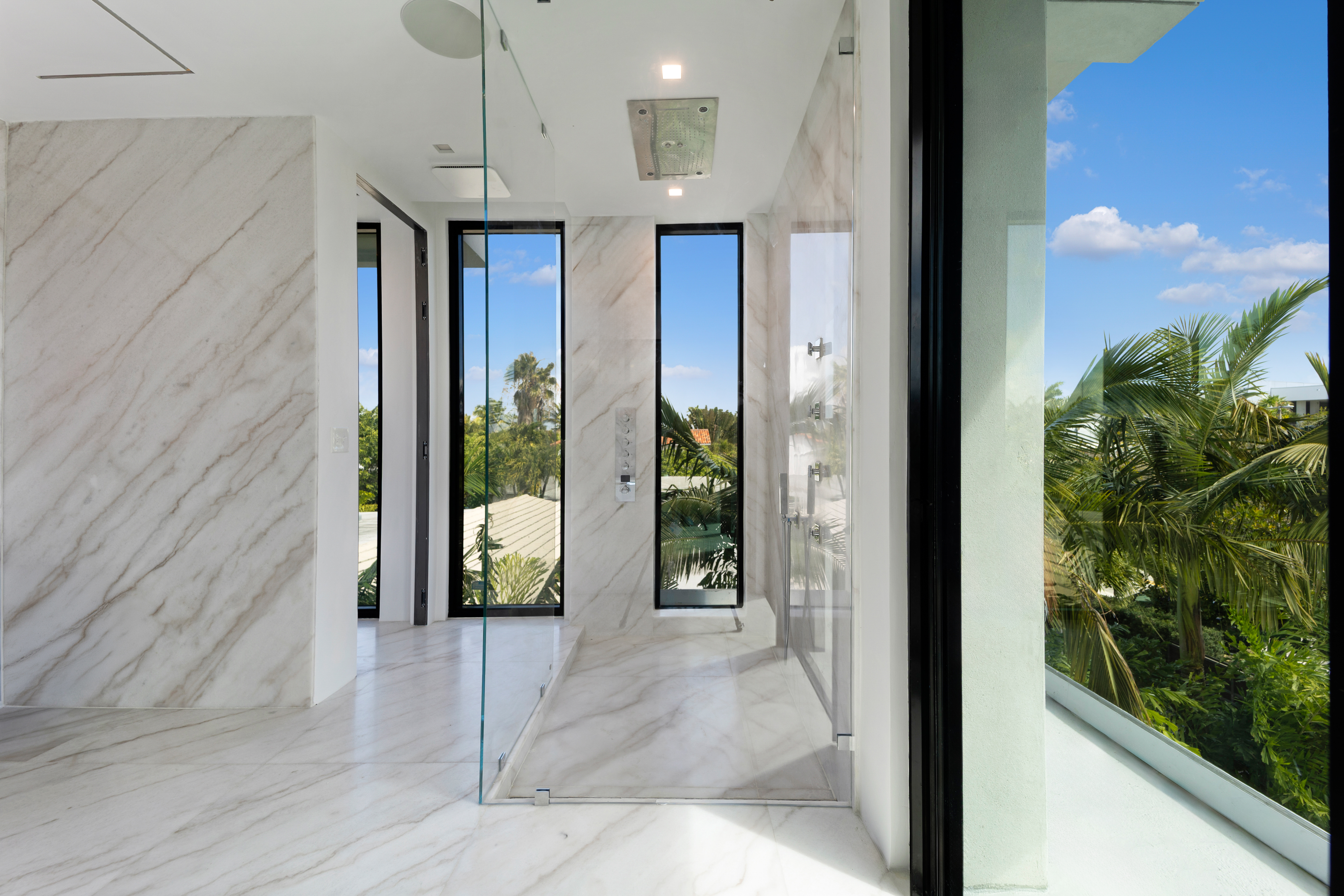 2094 Prairie Avenue Miami Beach FL 33139