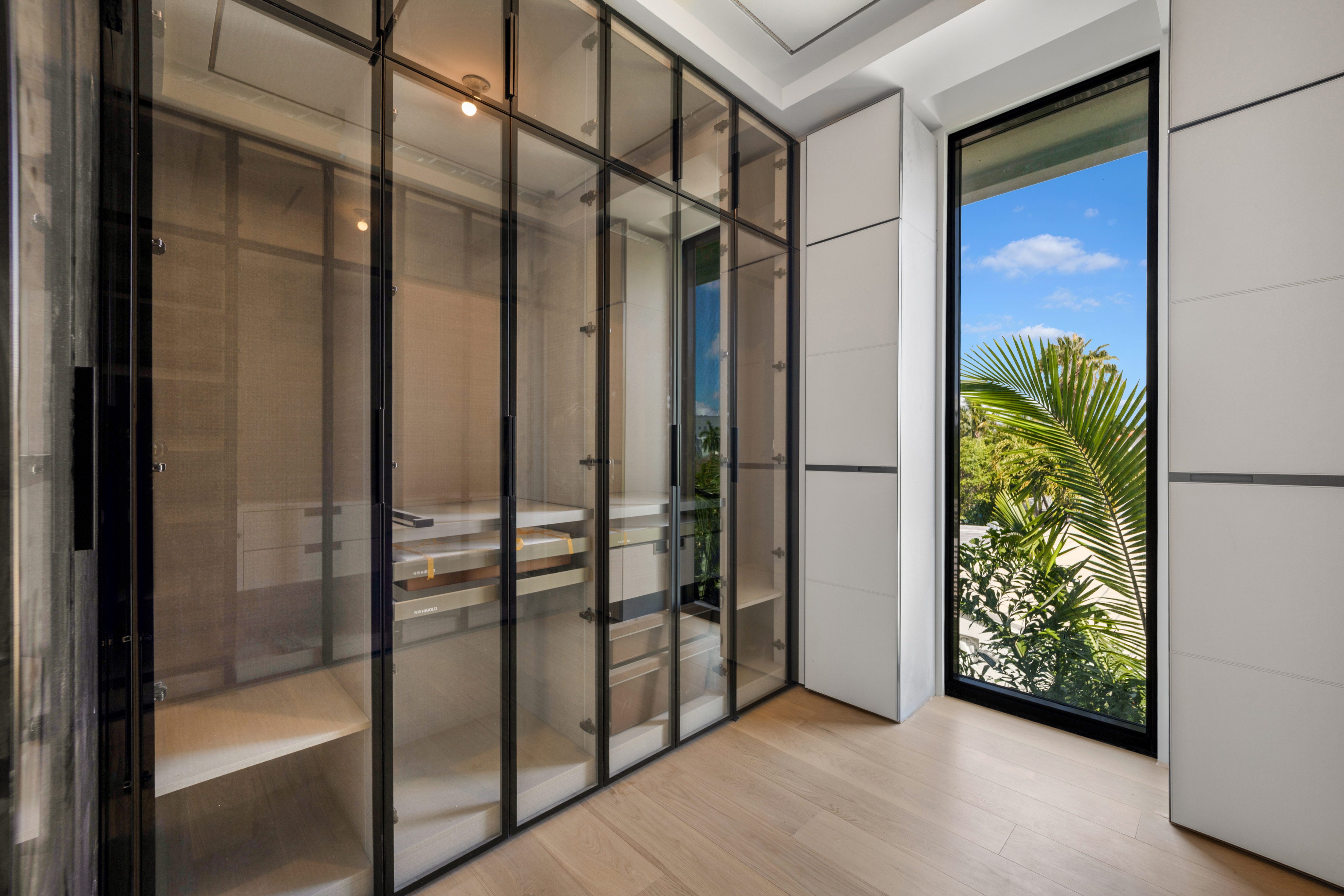 2094 Prairie Avenue Miami Beach FL 33139