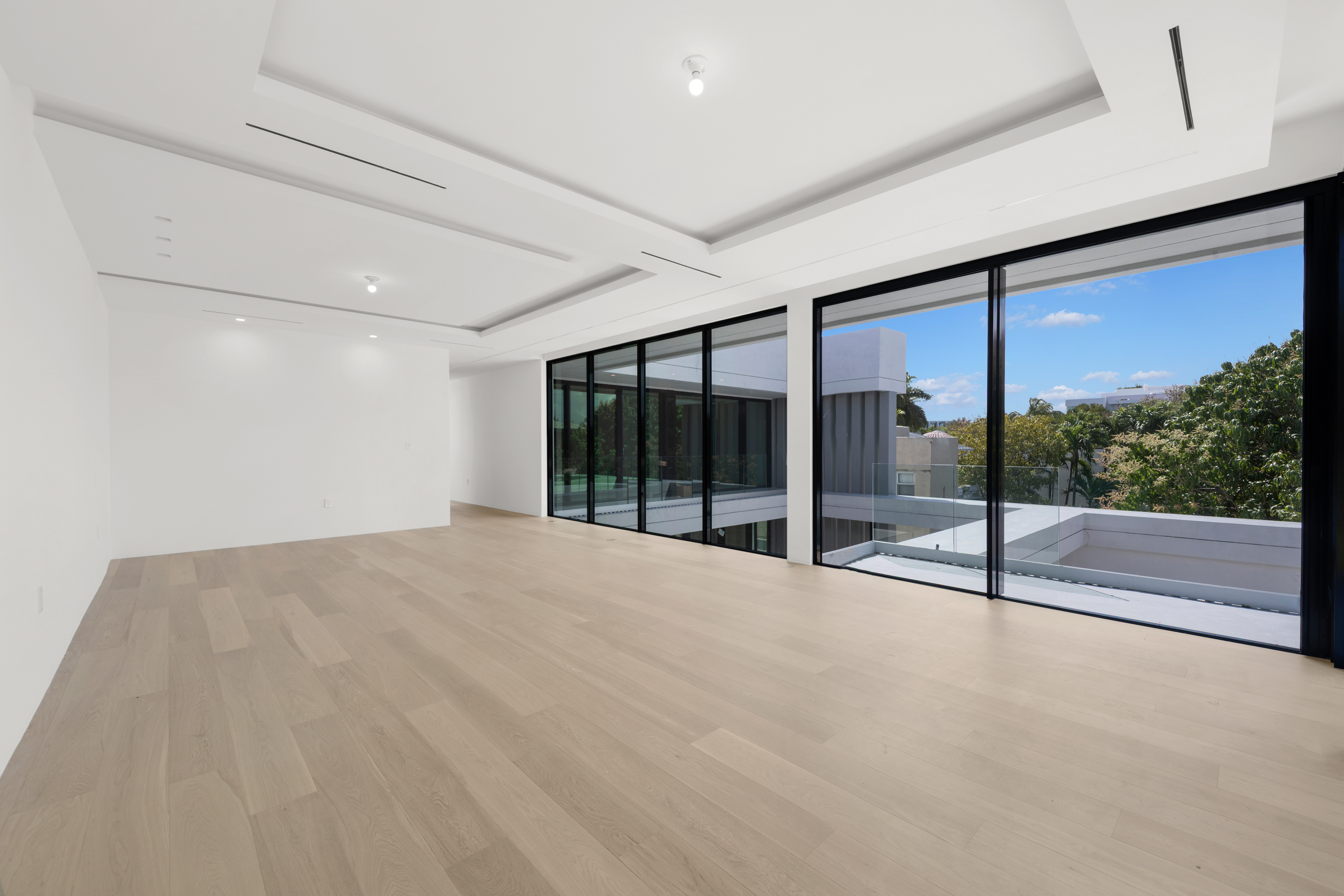 2094 Prairie Avenue Miami Beach FL 33139