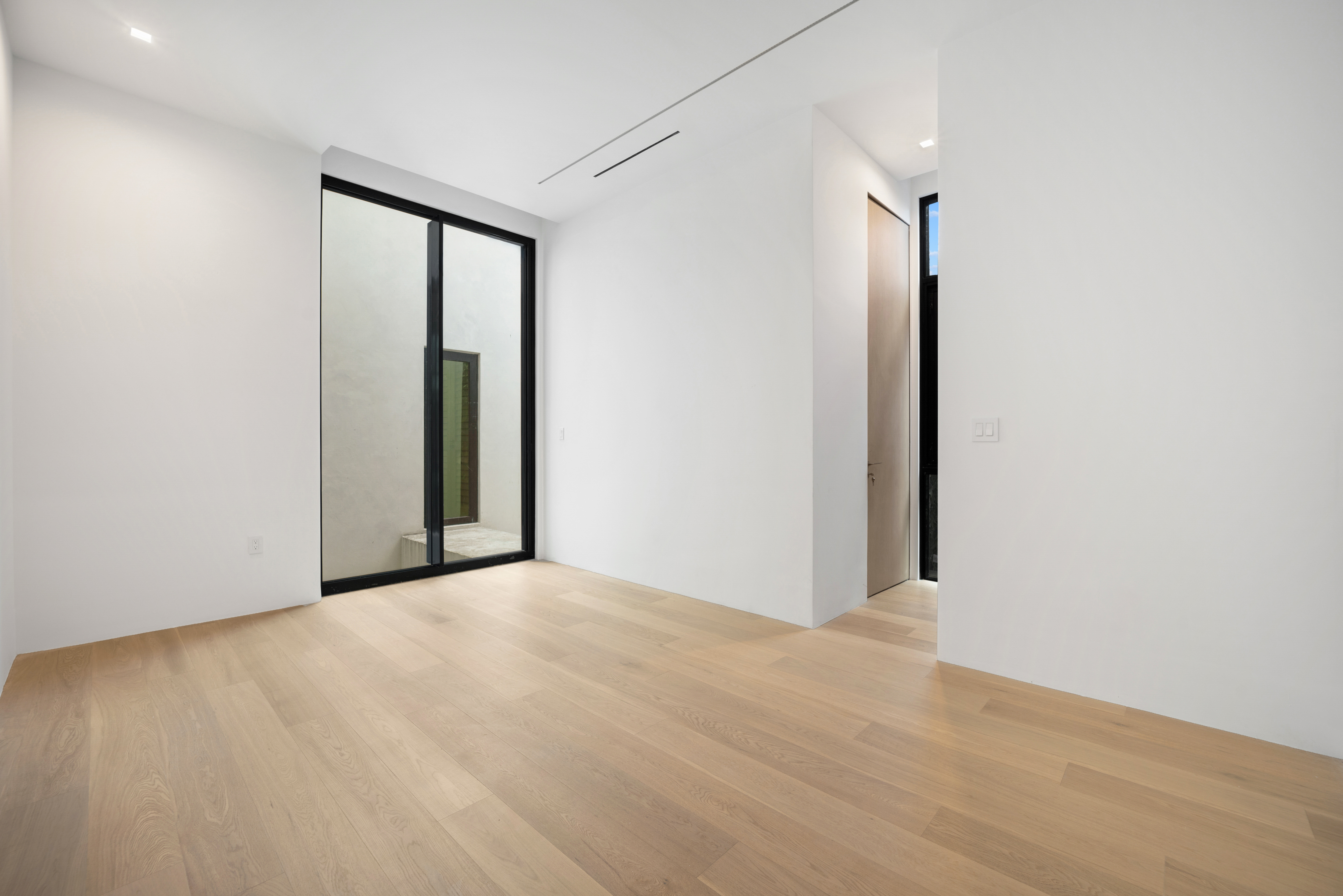 2094 Prairie Avenue Miami Beach FL 33139