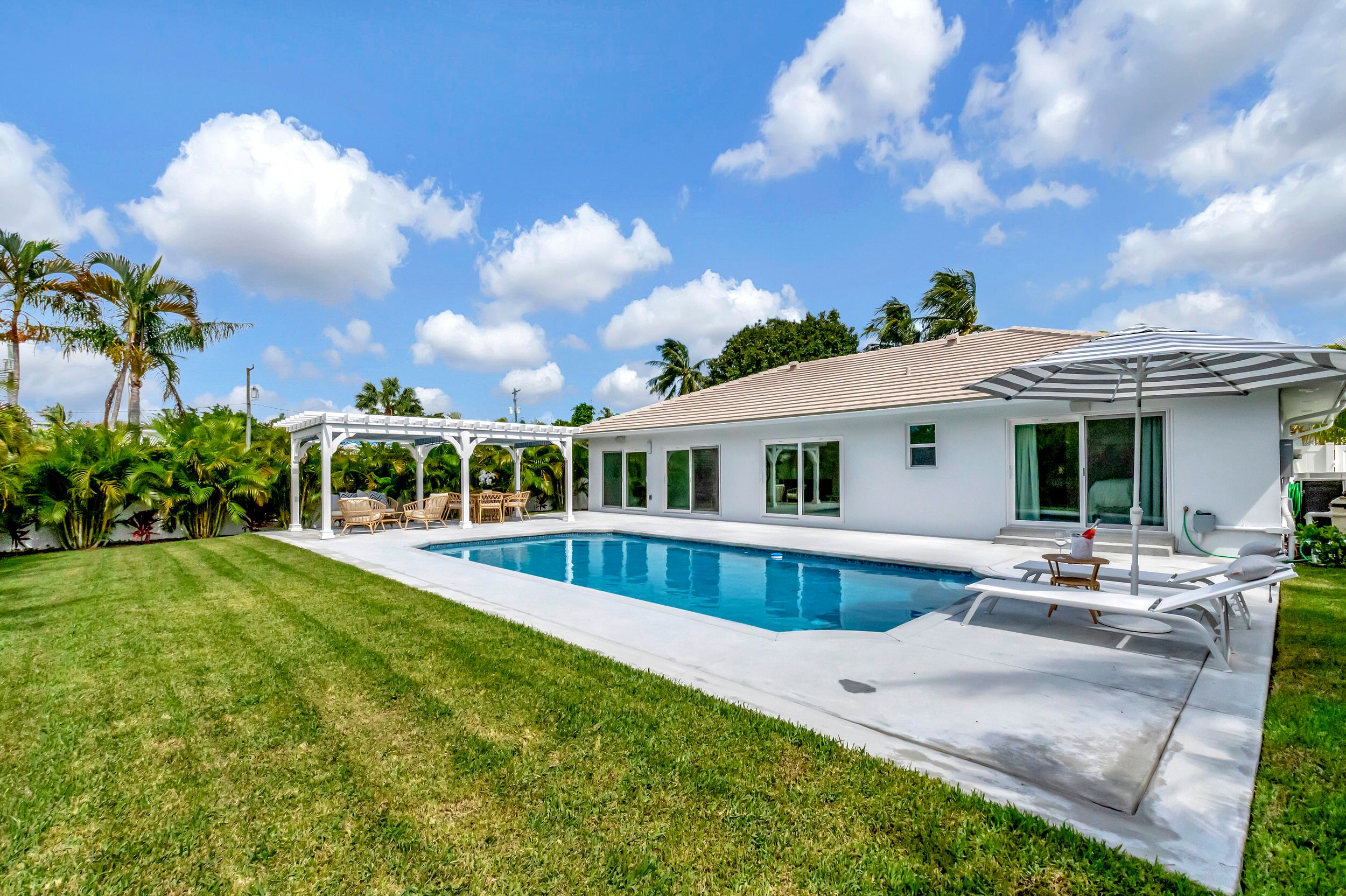 530 NW 14th Street Delray Beach FL 33444