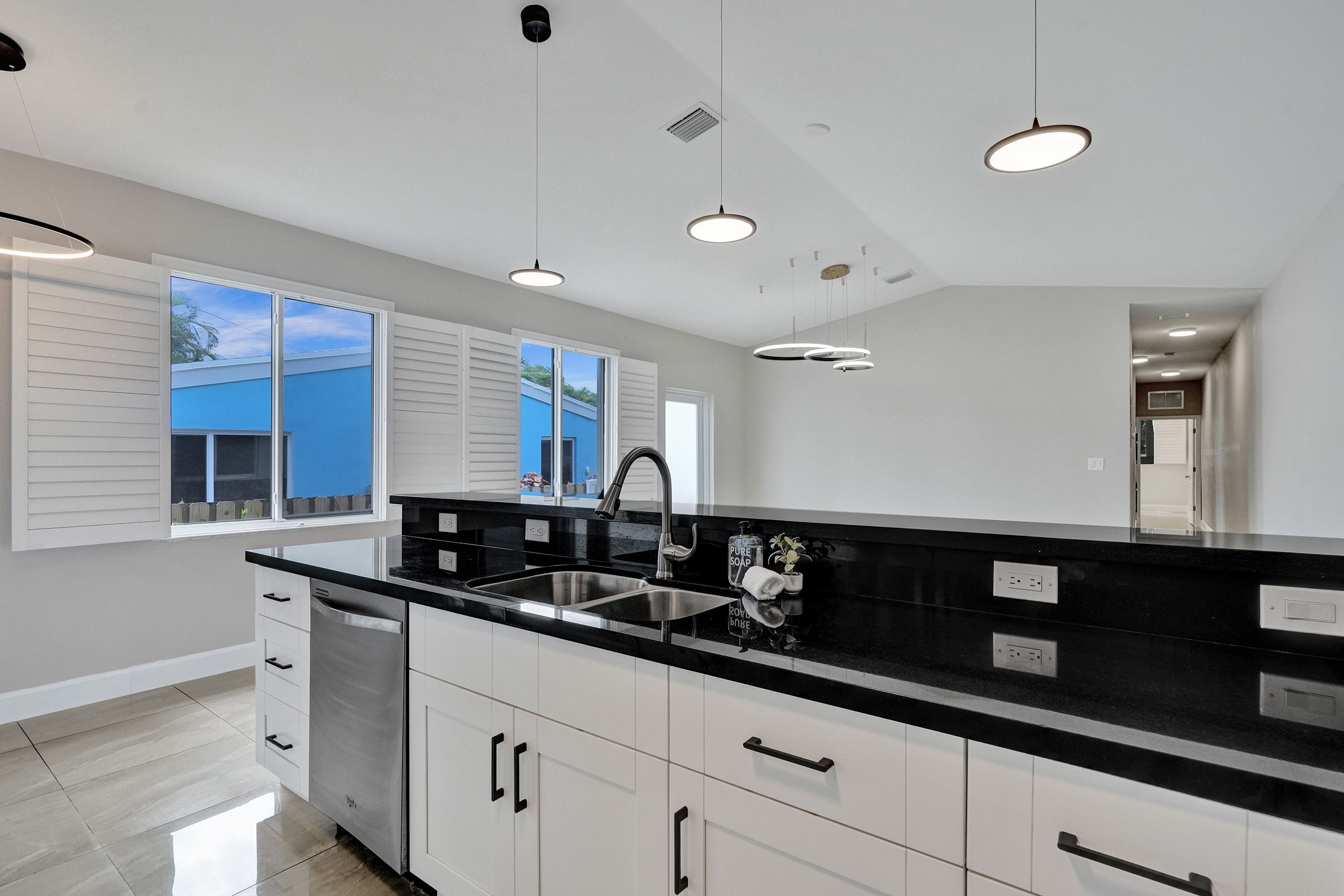 62 NE 26th Street Wilton Manors FL 33305