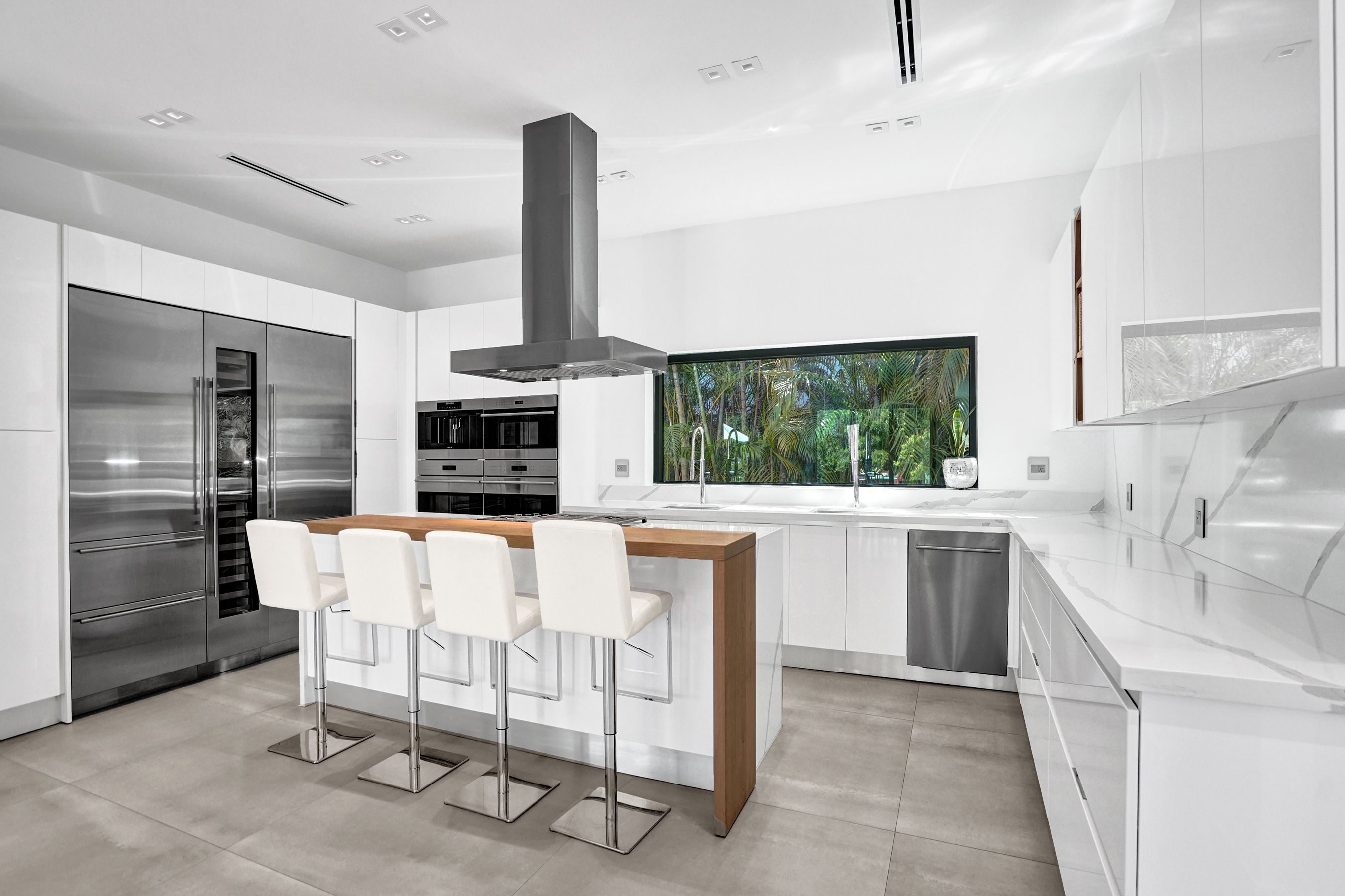 2120 NE 197th Terrace Miami FL 33179