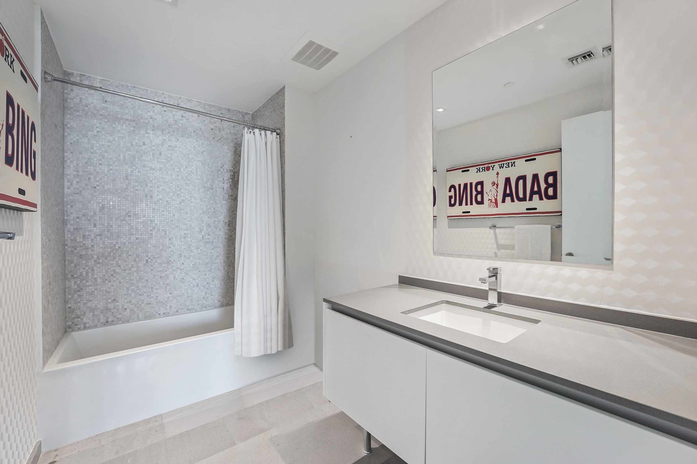 68 SE 6th Street Miami FL 33131