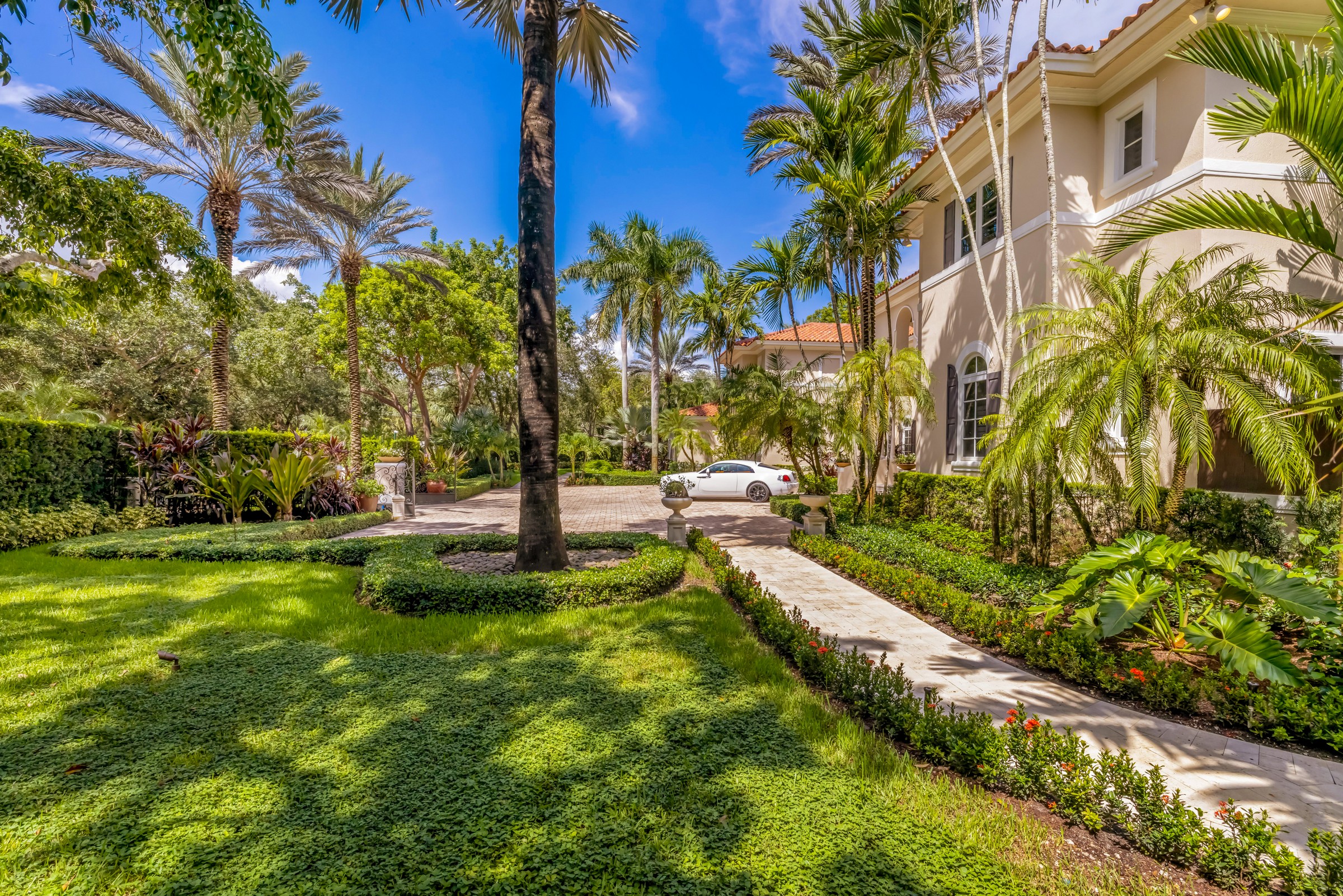 5250 Snapper Creek Road Coral Gables FL 33156