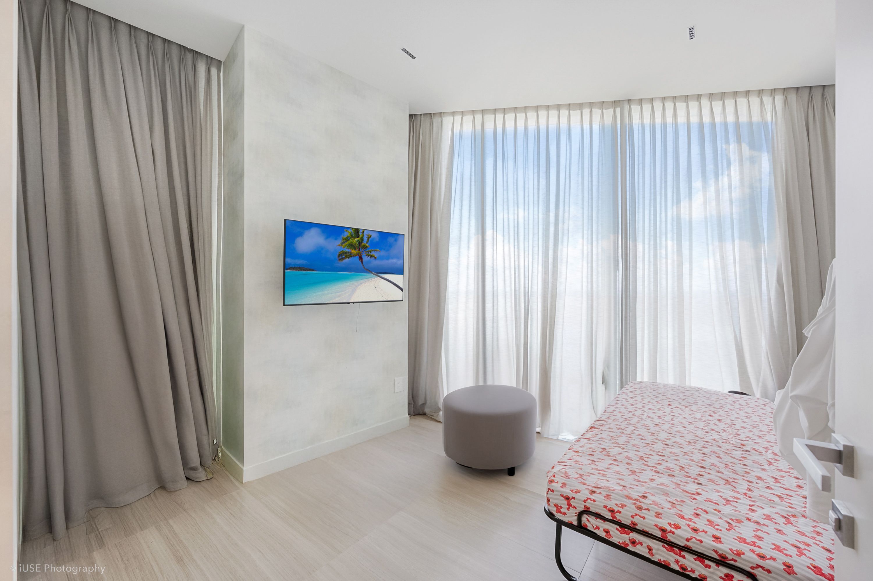 18975 Collins Avenue Sunny Isles Beach FL 33160