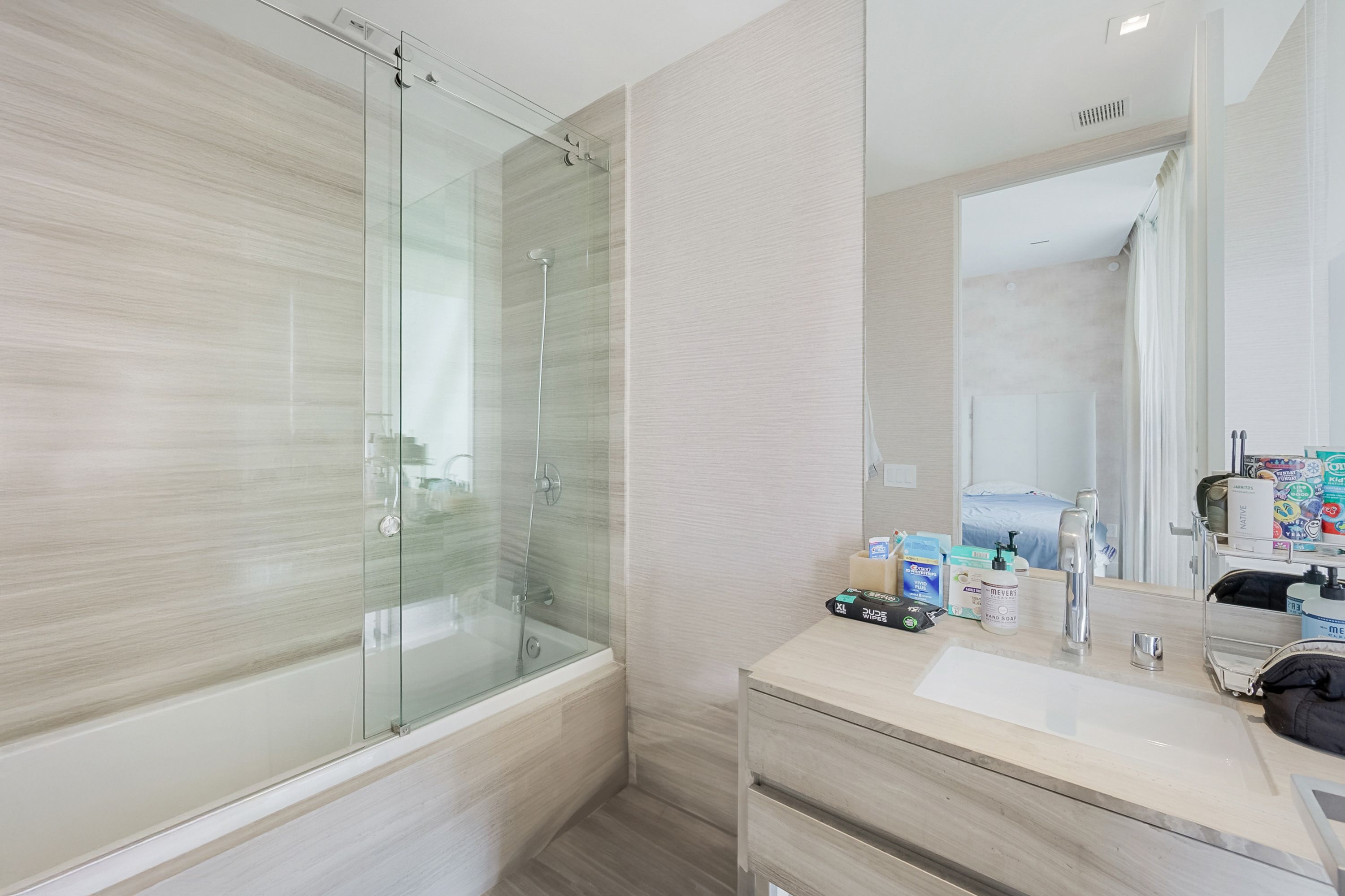 18975 Collins Avenue Sunny Isles Beach FL 33160
