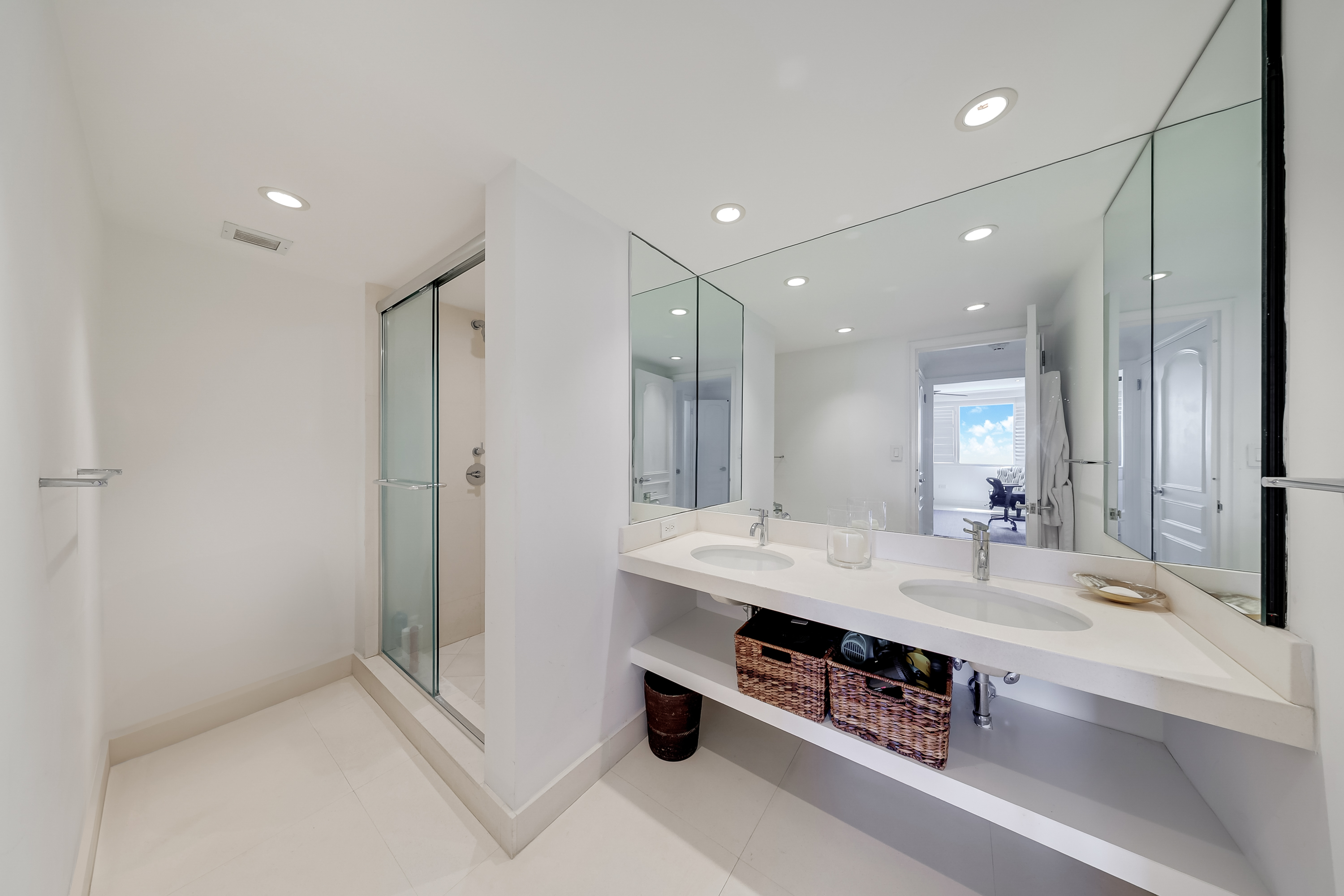 200 Ocean Lane Drive Key Biscayne FL 33149