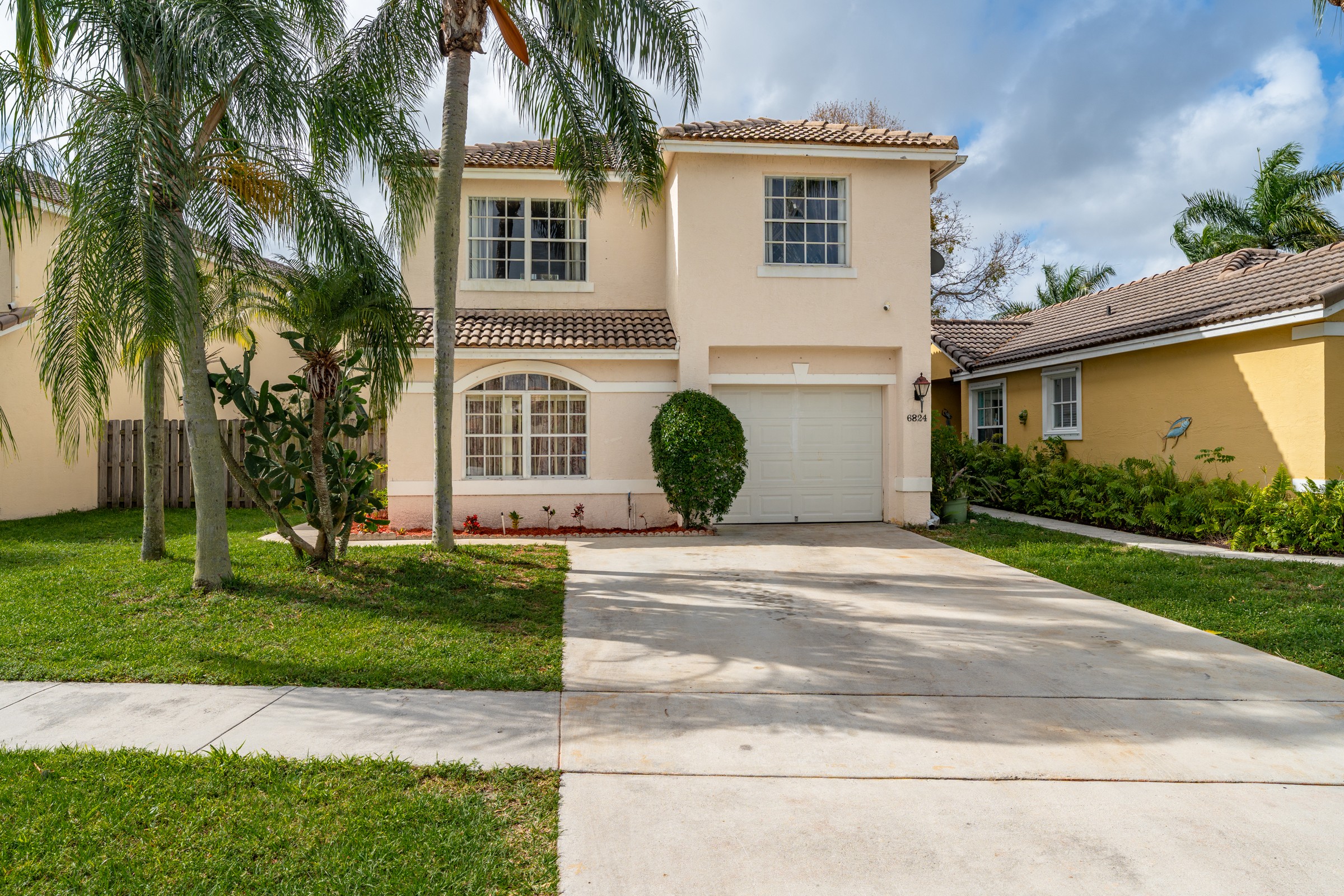 6824 Long Key Street Lake Worth FL 33467