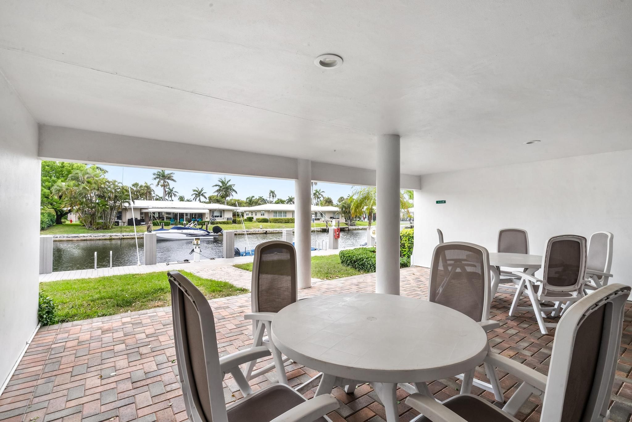 1461 S Ocean Boulevard Lauderdale By The Sea FL 33062