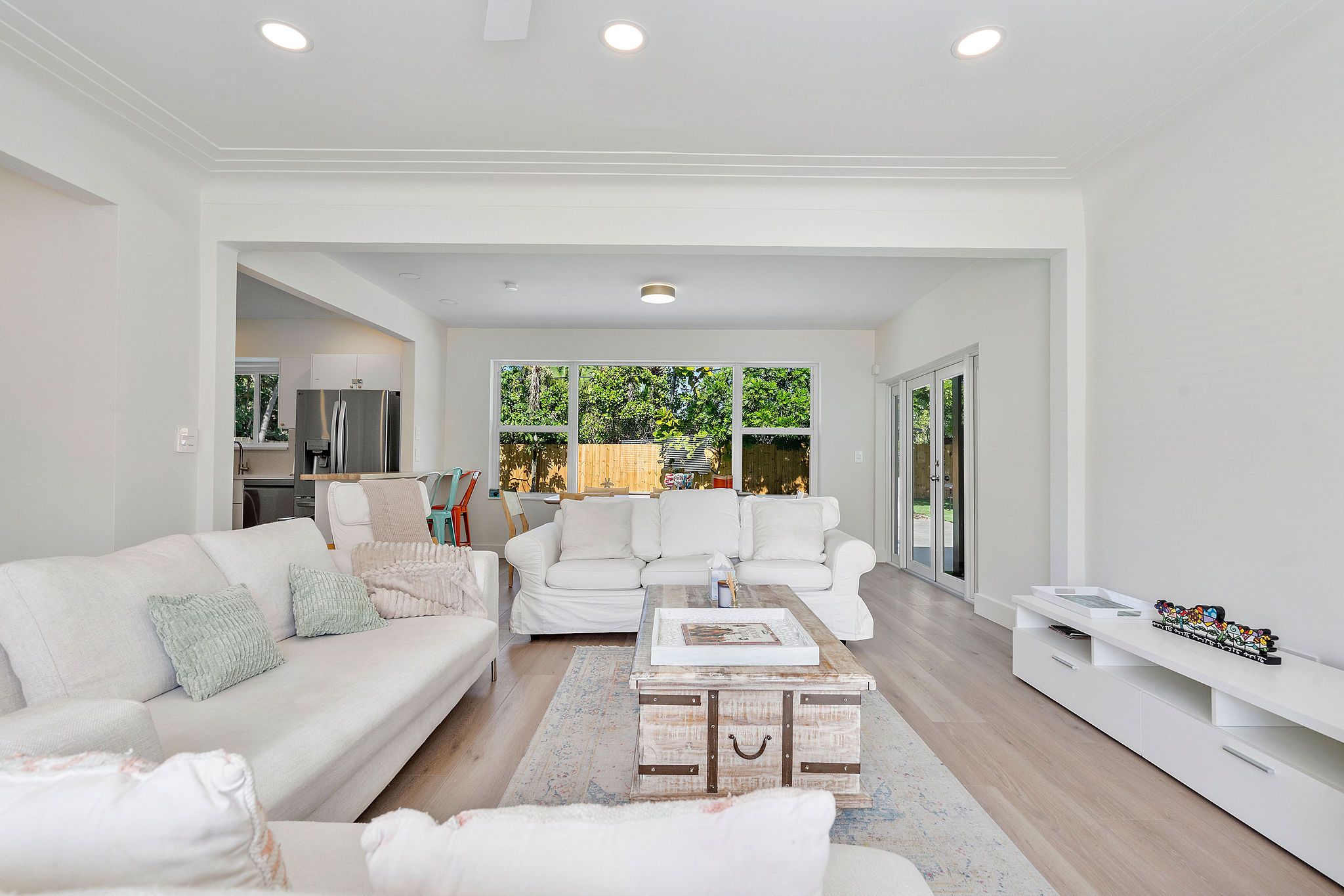 10801 Peachtree Drive Miami FL 33161