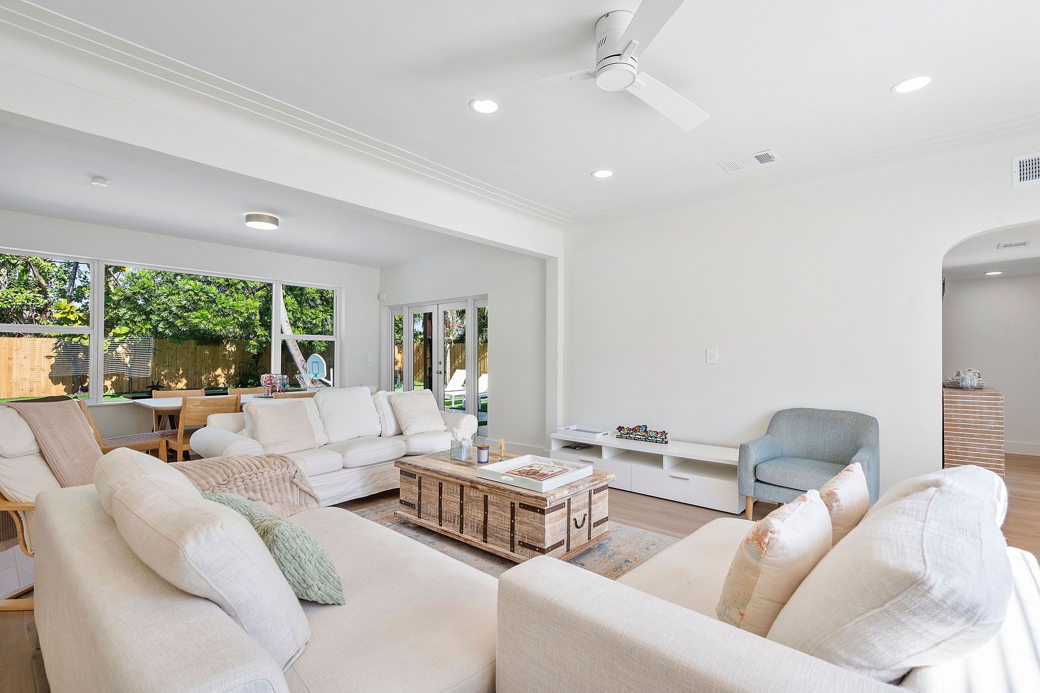 10801 Peachtree Drive Miami FL 33161
