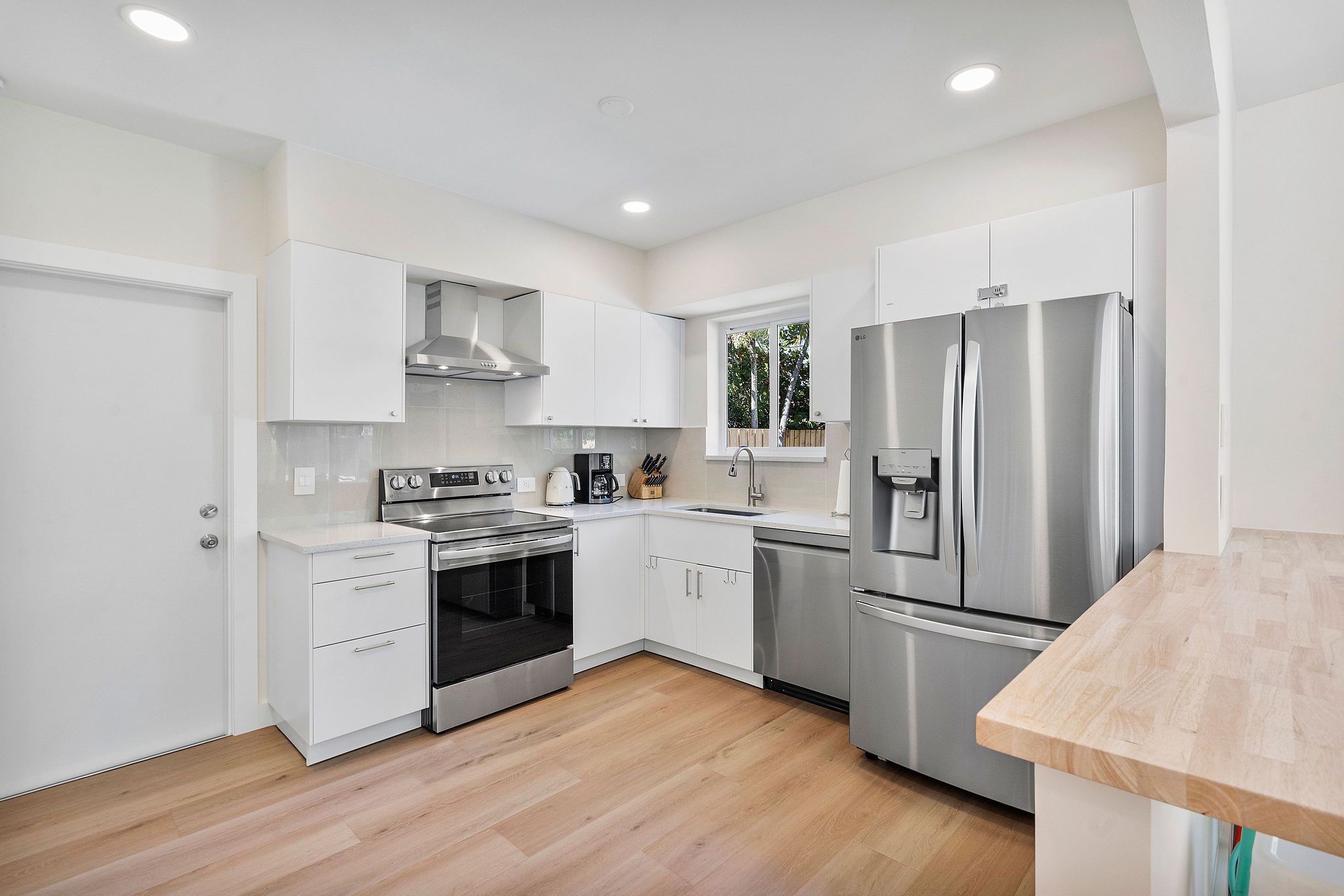 10801 Peachtree Drive Miami FL 33161