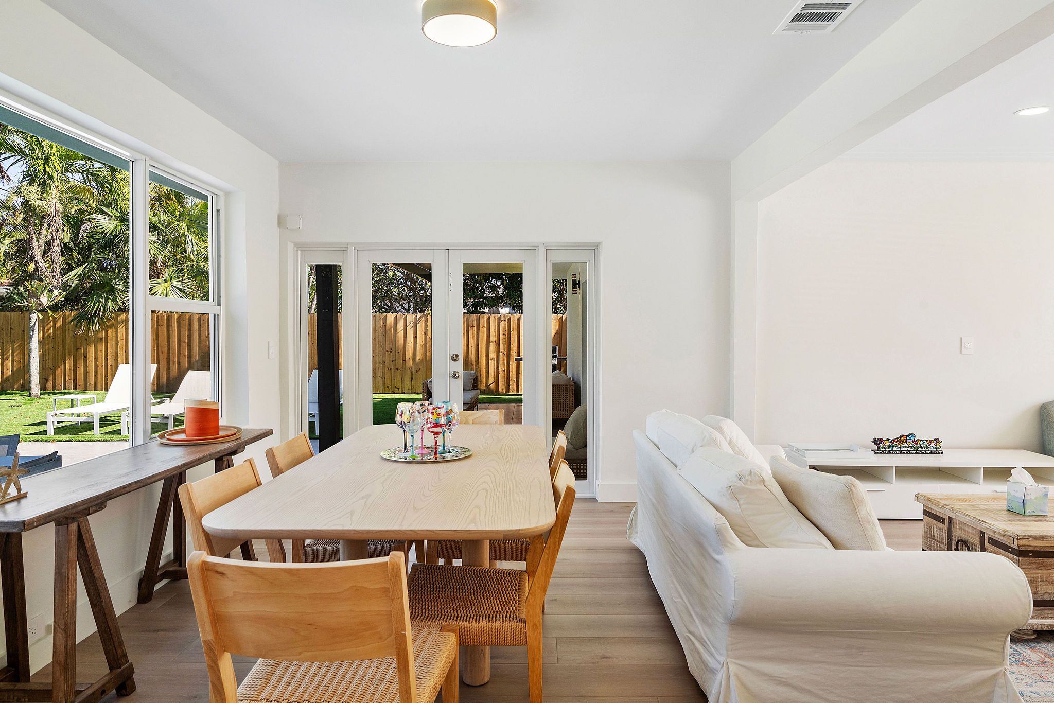10801 Peachtree Drive Miami FL 33161