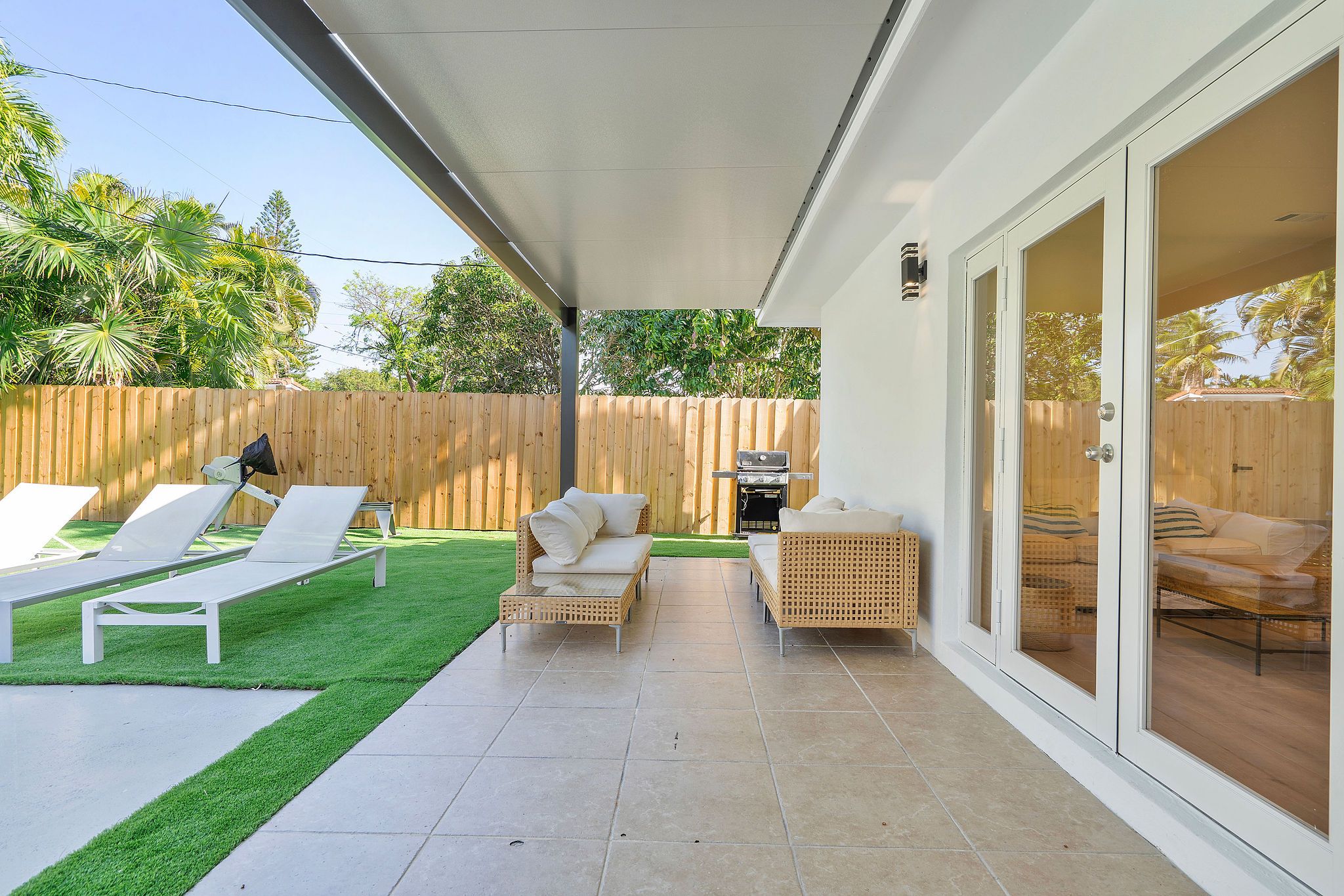 10801 Peachtree Drive Miami FL 33161