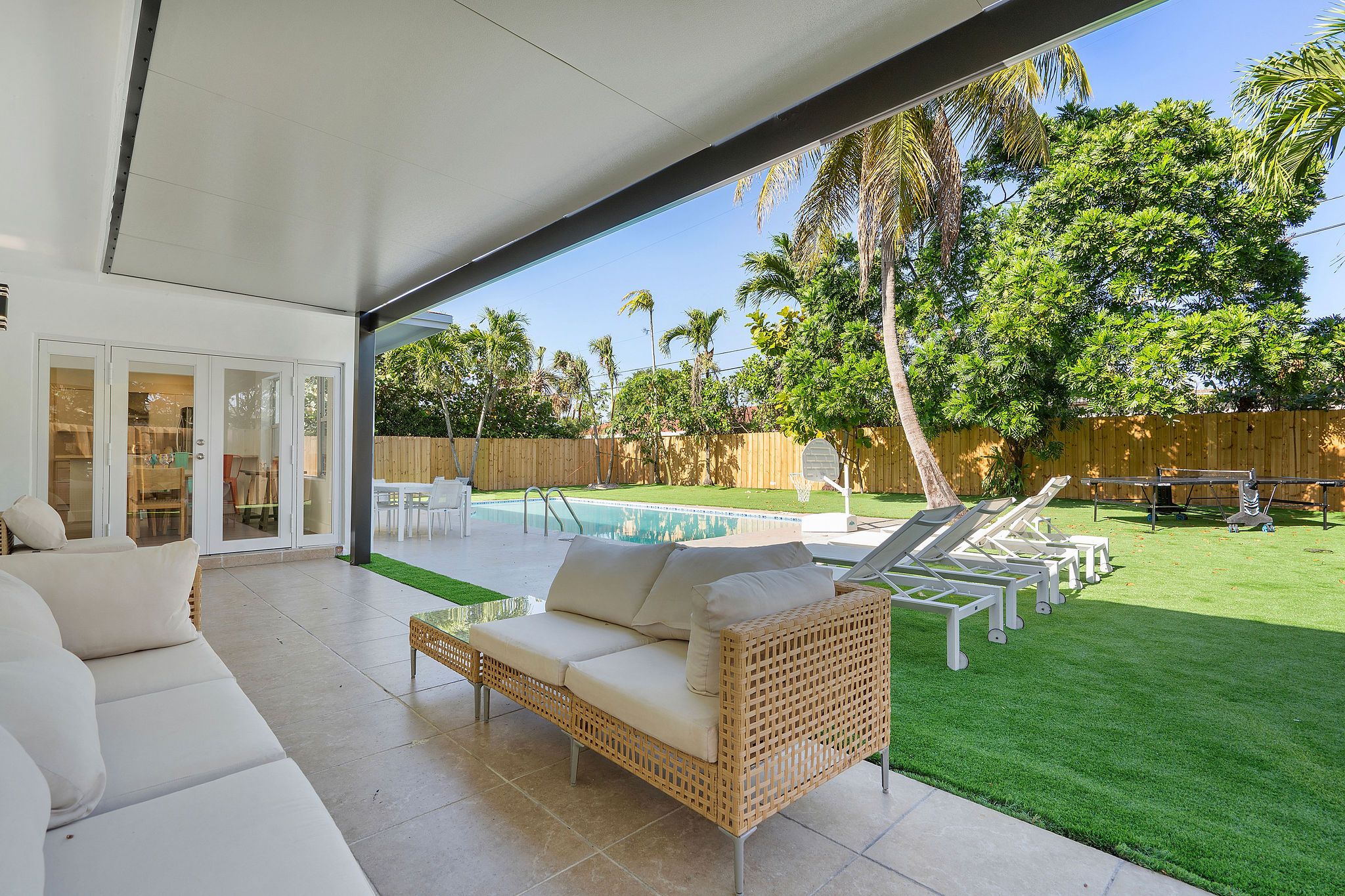10801 Peachtree Drive Miami FL 33161