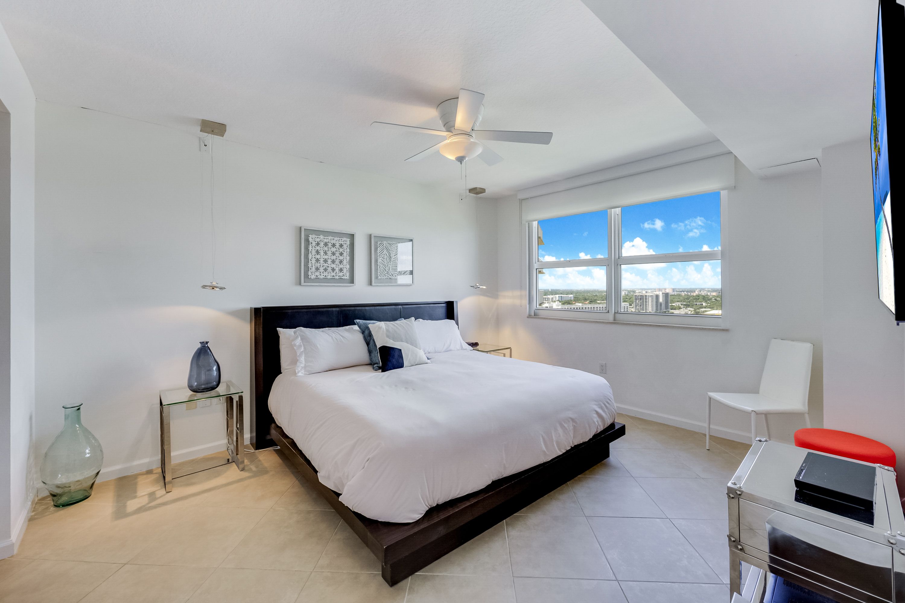 19501 W Country Club Drive Aventura FL 33180