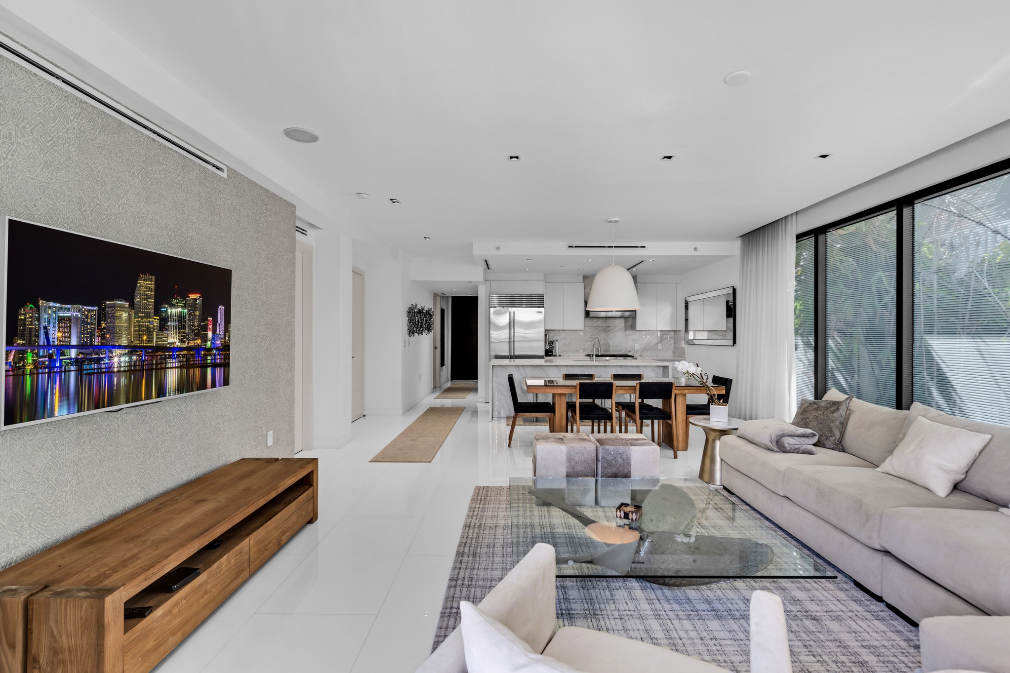 350 Meridian Avenue Miami Beach FL 33139