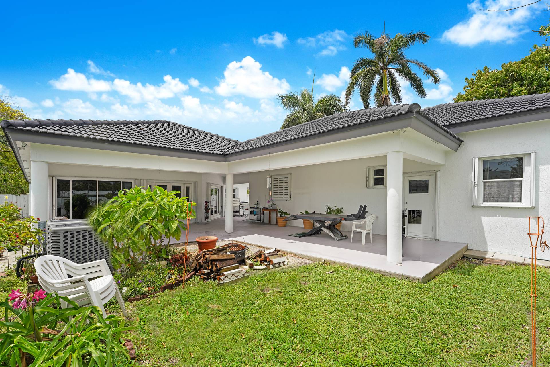 69 S Royal Poinciana Boulevard Miami Springs FL 33166