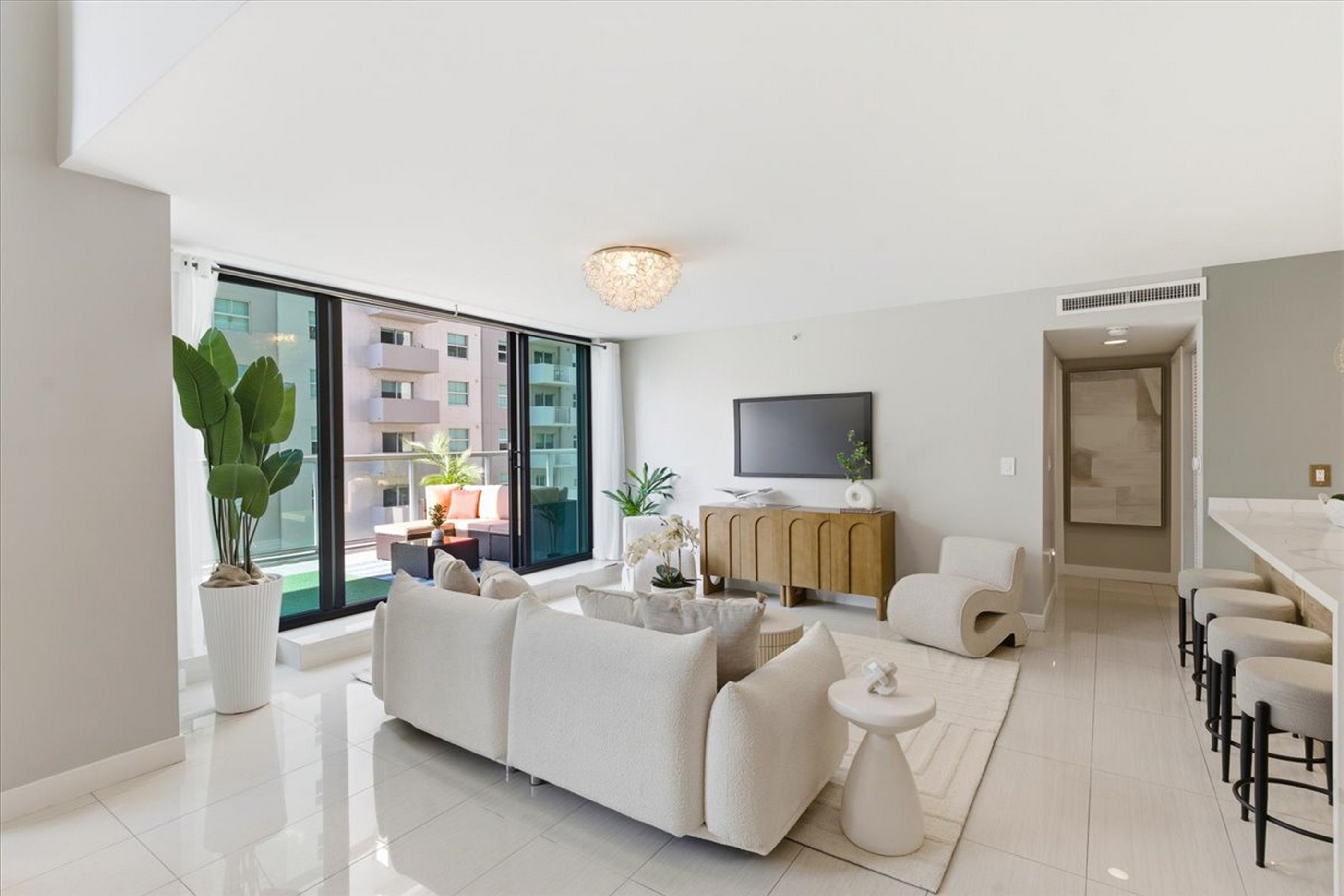 1111 SW 1st Avenue Miami FL 33130
