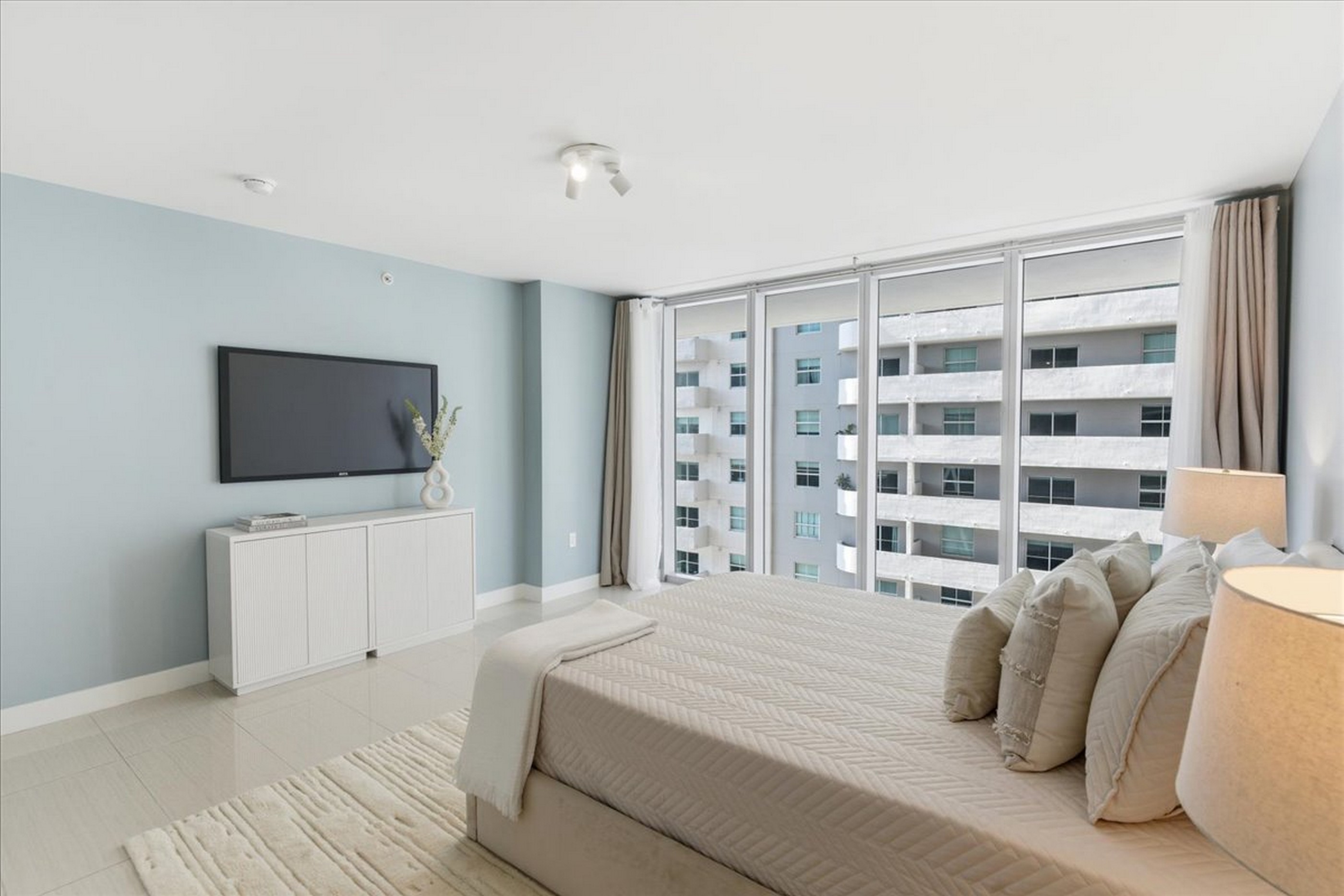 1111 SW 1st Avenue Miami FL 33130