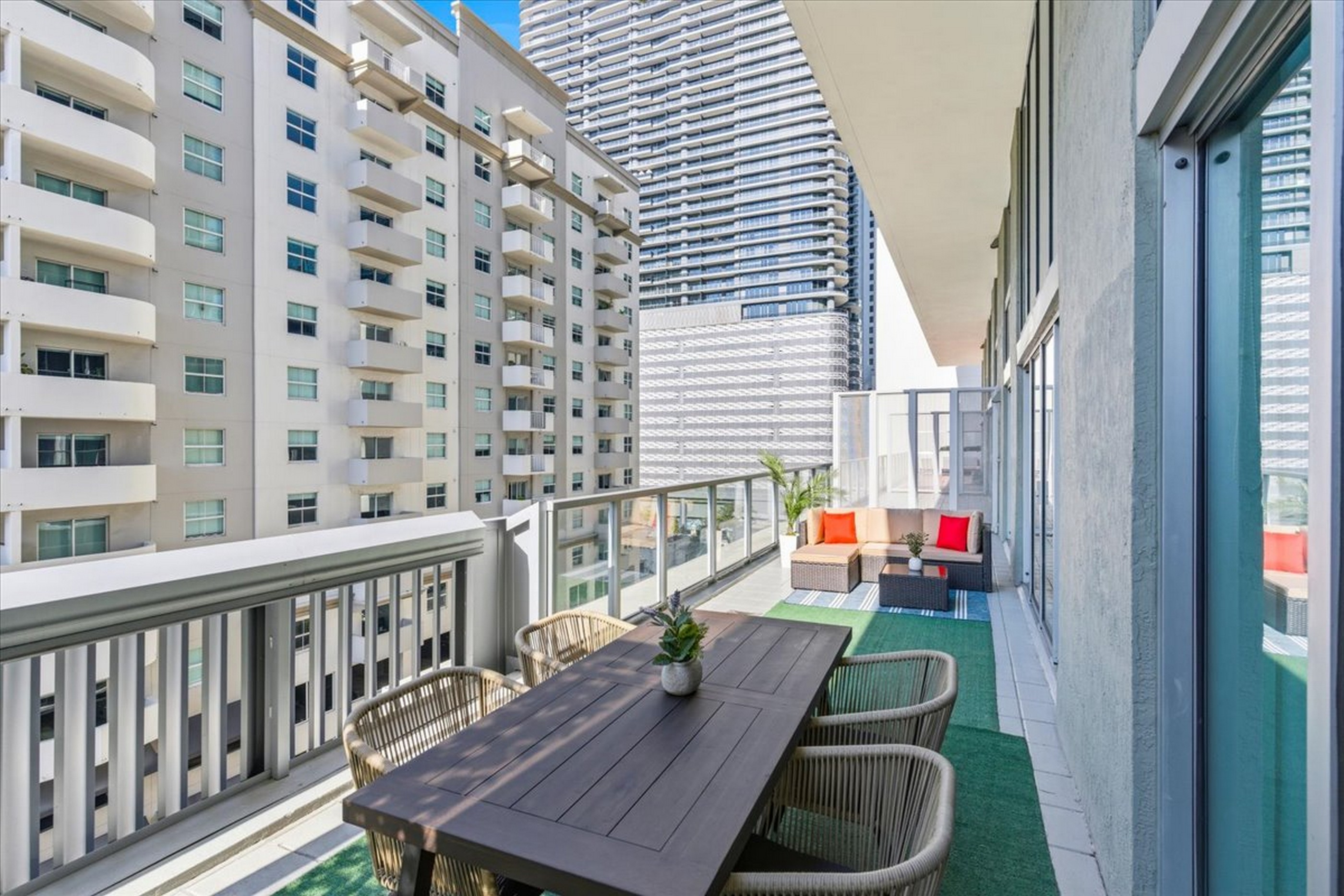 1111 SW 1st Avenue Miami FL 33130