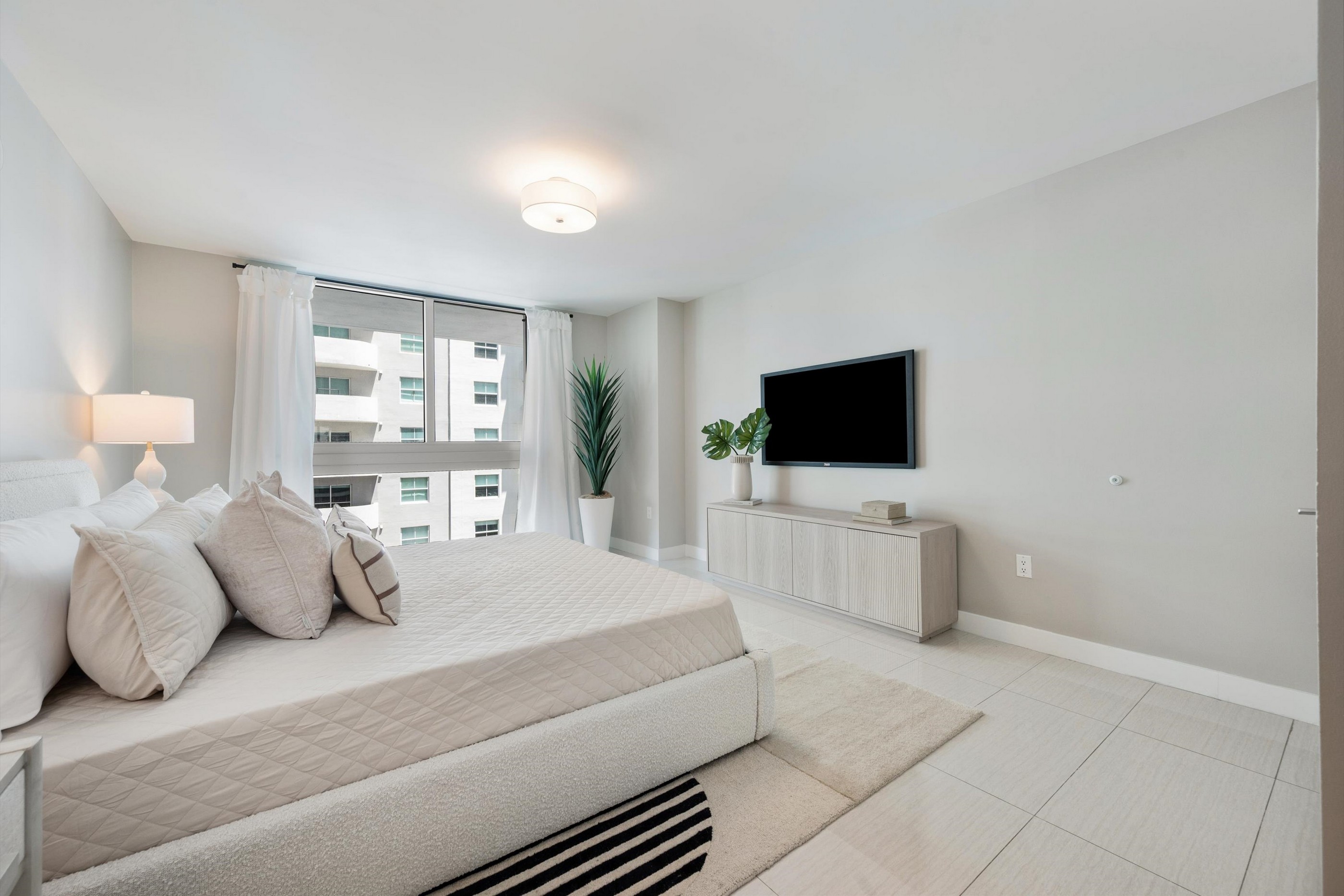 1111 SW 1st Avenue Miami FL 33130