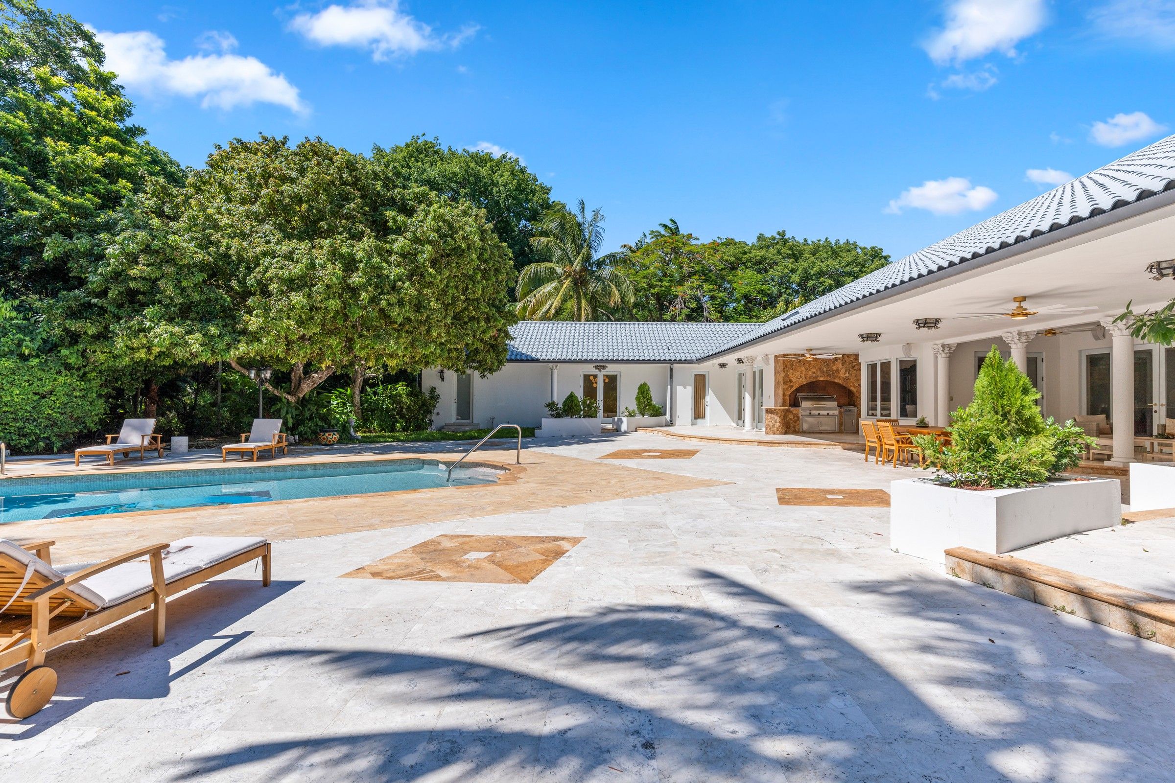 9400 Old Cutler Road Coral Gables FL 33156