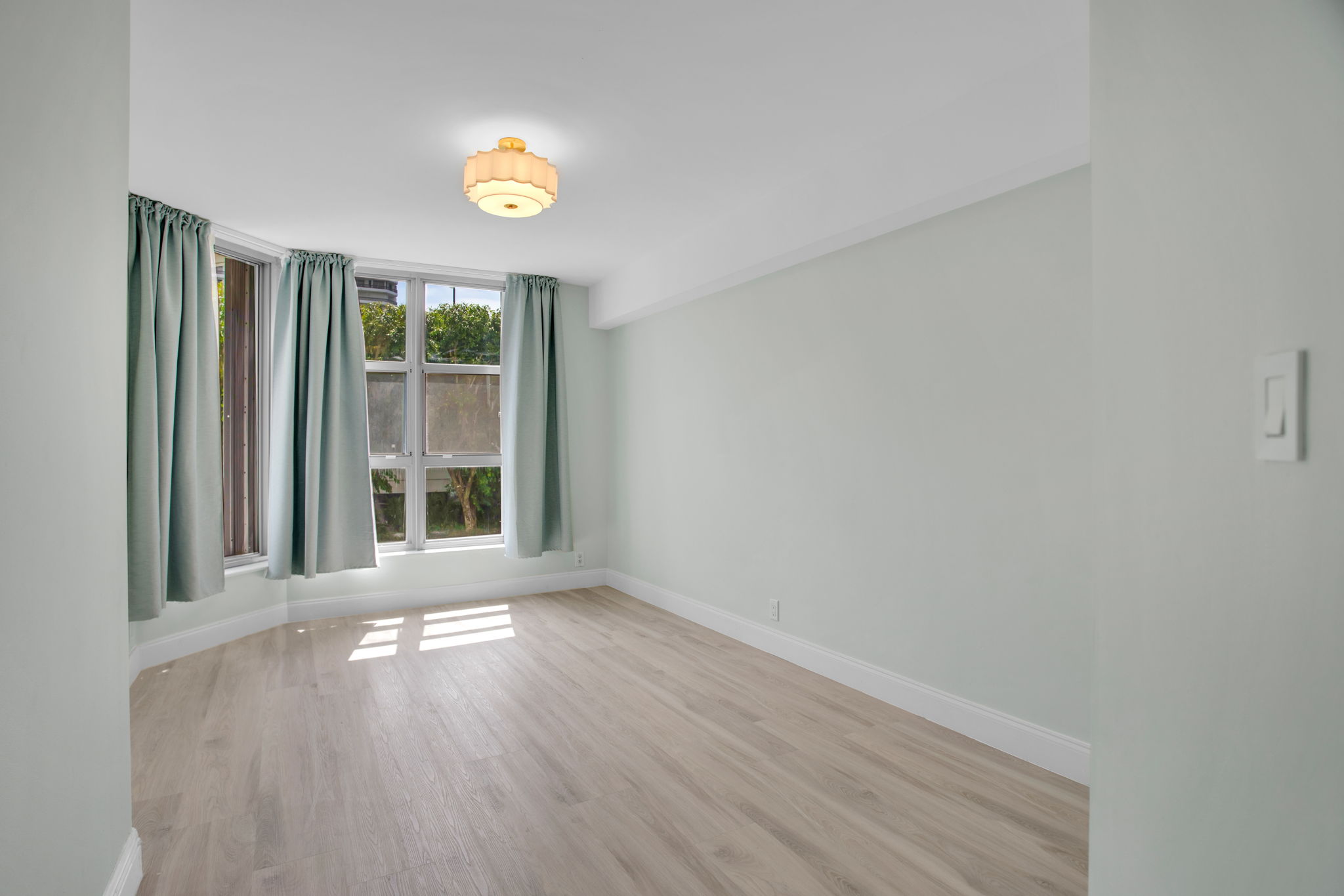 3530 Mystic Pointe Drive Aventura FL 33180