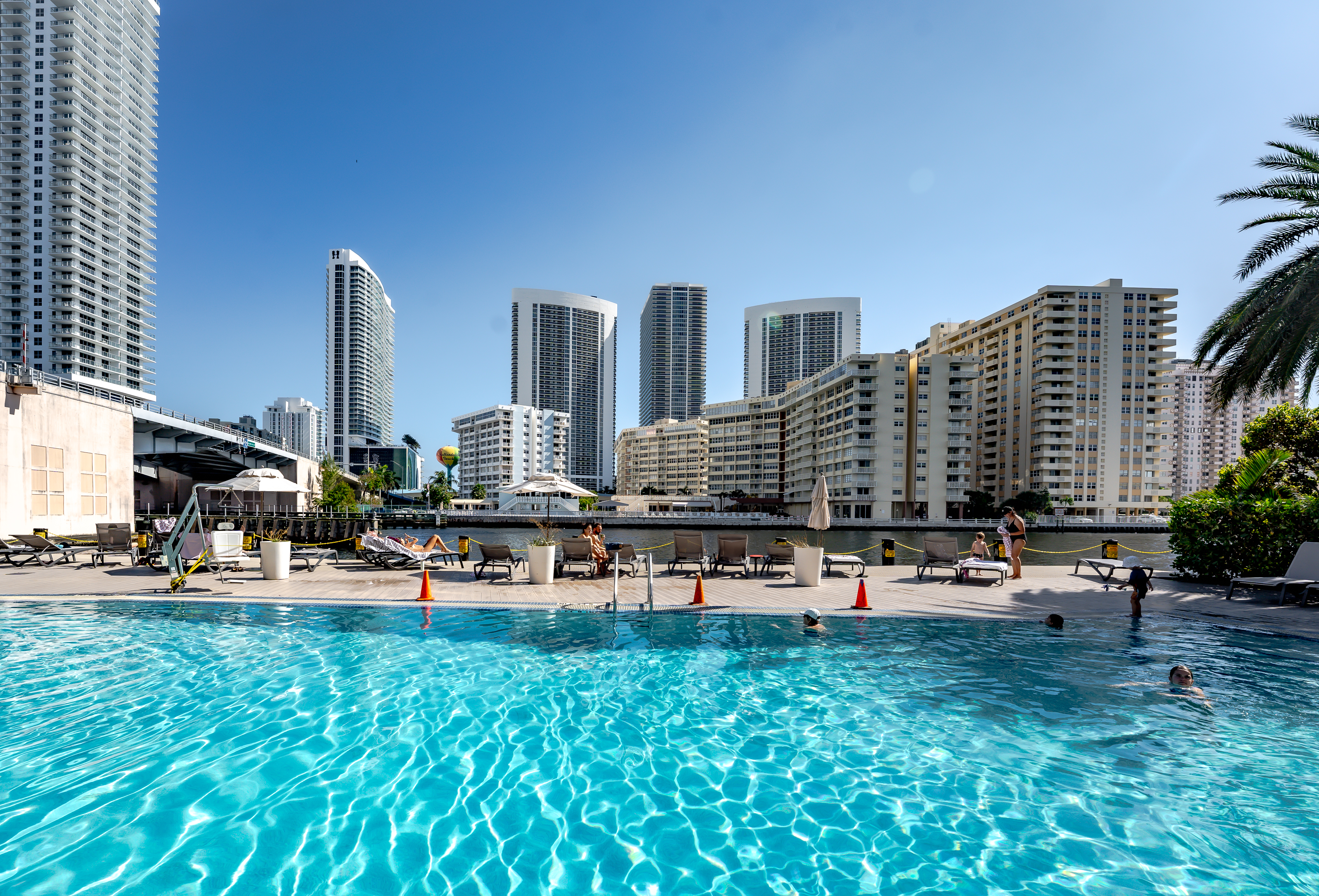 2602 E Hallandale Beach Boulevard Hallandale Beach FL 33009