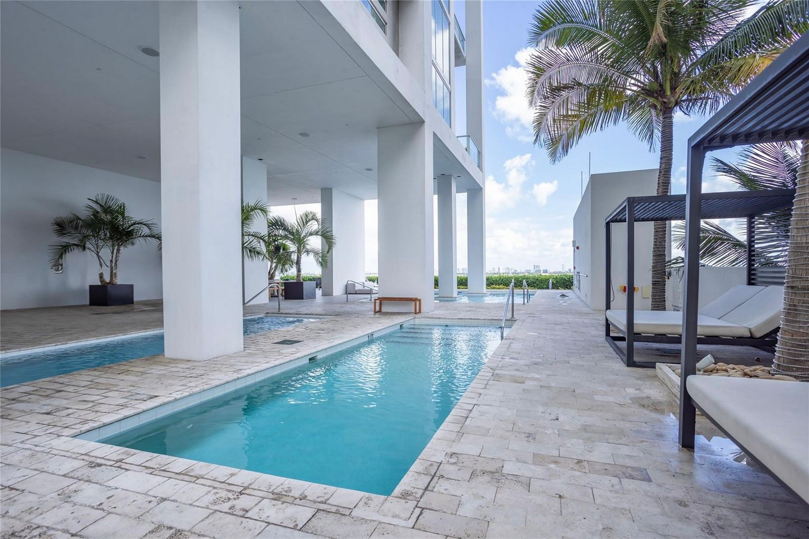 1040 Biscayne Boulevard Miami FL 33132
