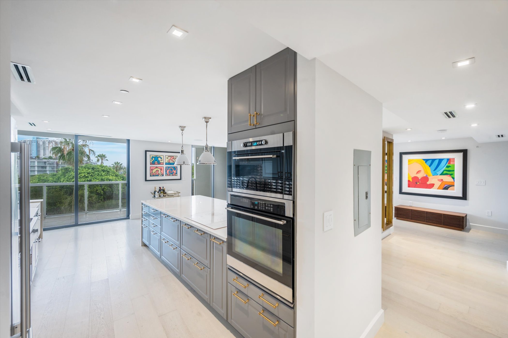9 Island Avenue Miami Beach FL 33139