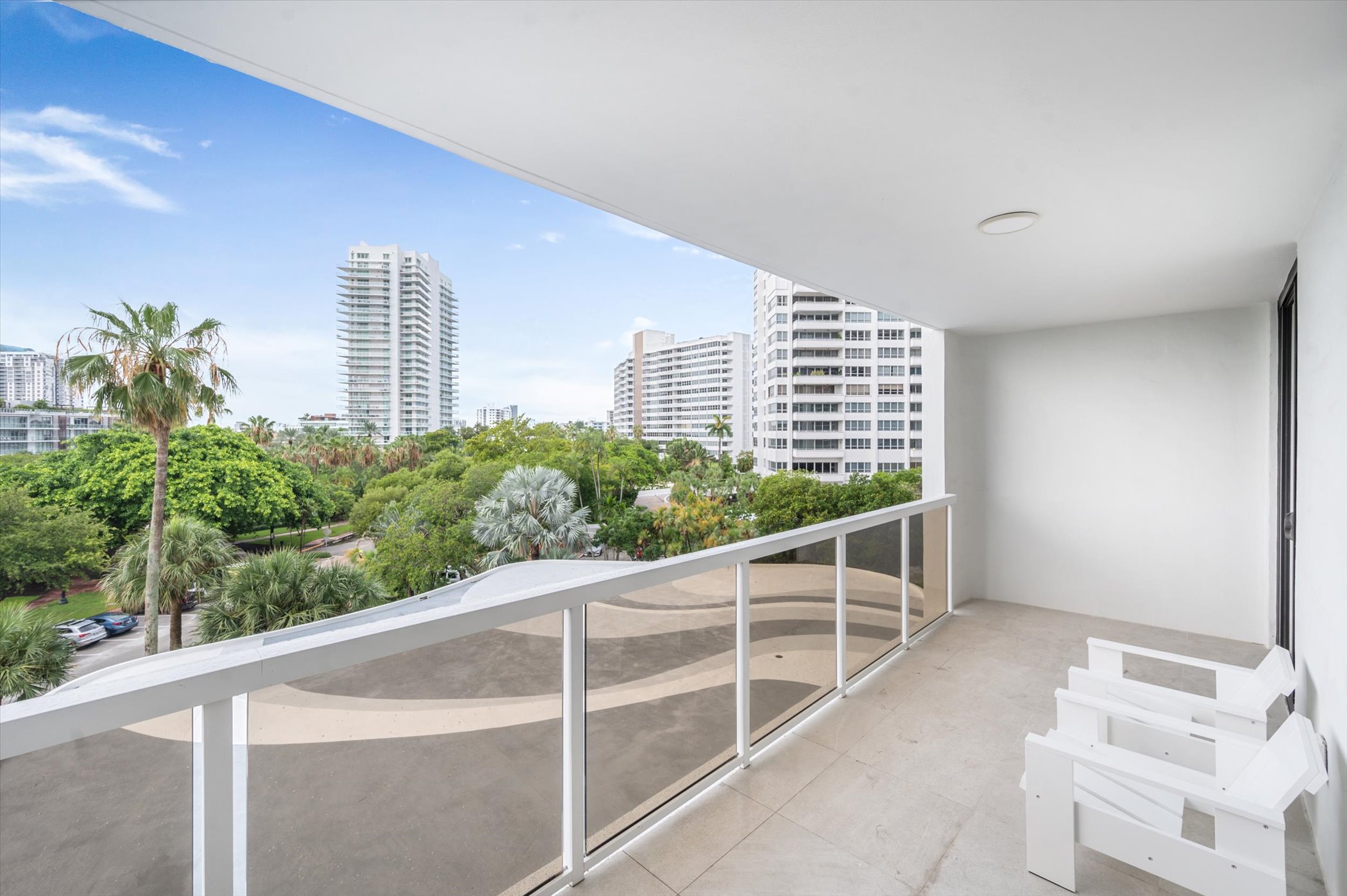 9 Island Avenue Miami Beach FL 33139
