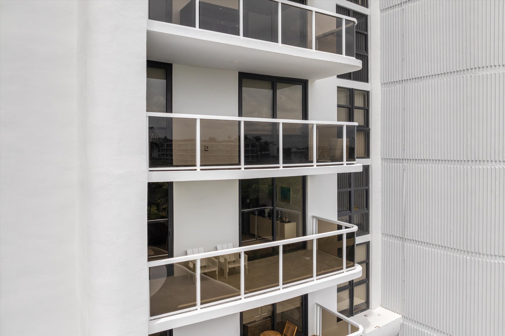 9 Island Avenue Miami Beach FL 33139