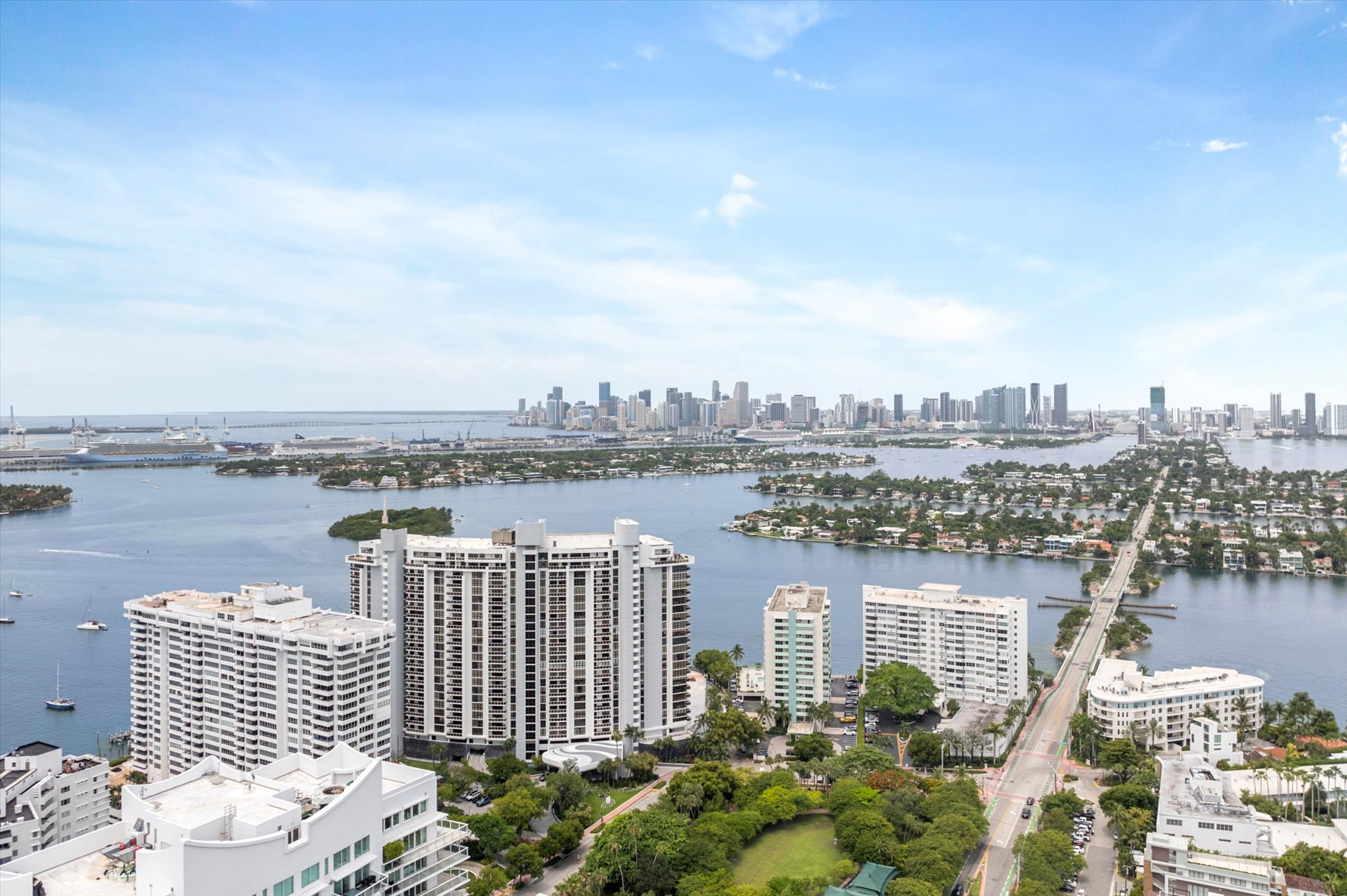 9 Island Avenue Miami Beach FL 33139