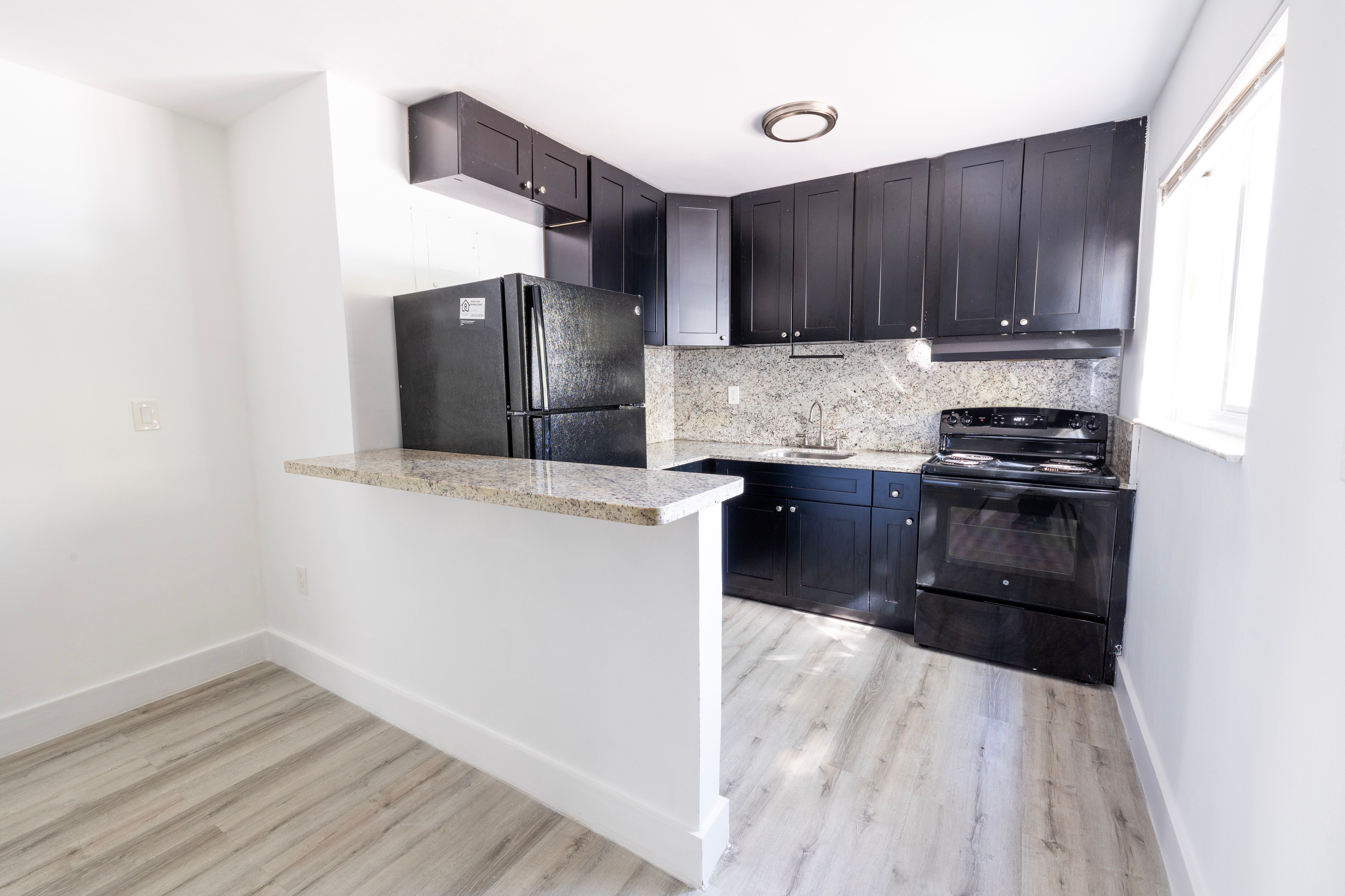 1091 SW 4th Street Miami FL 33130