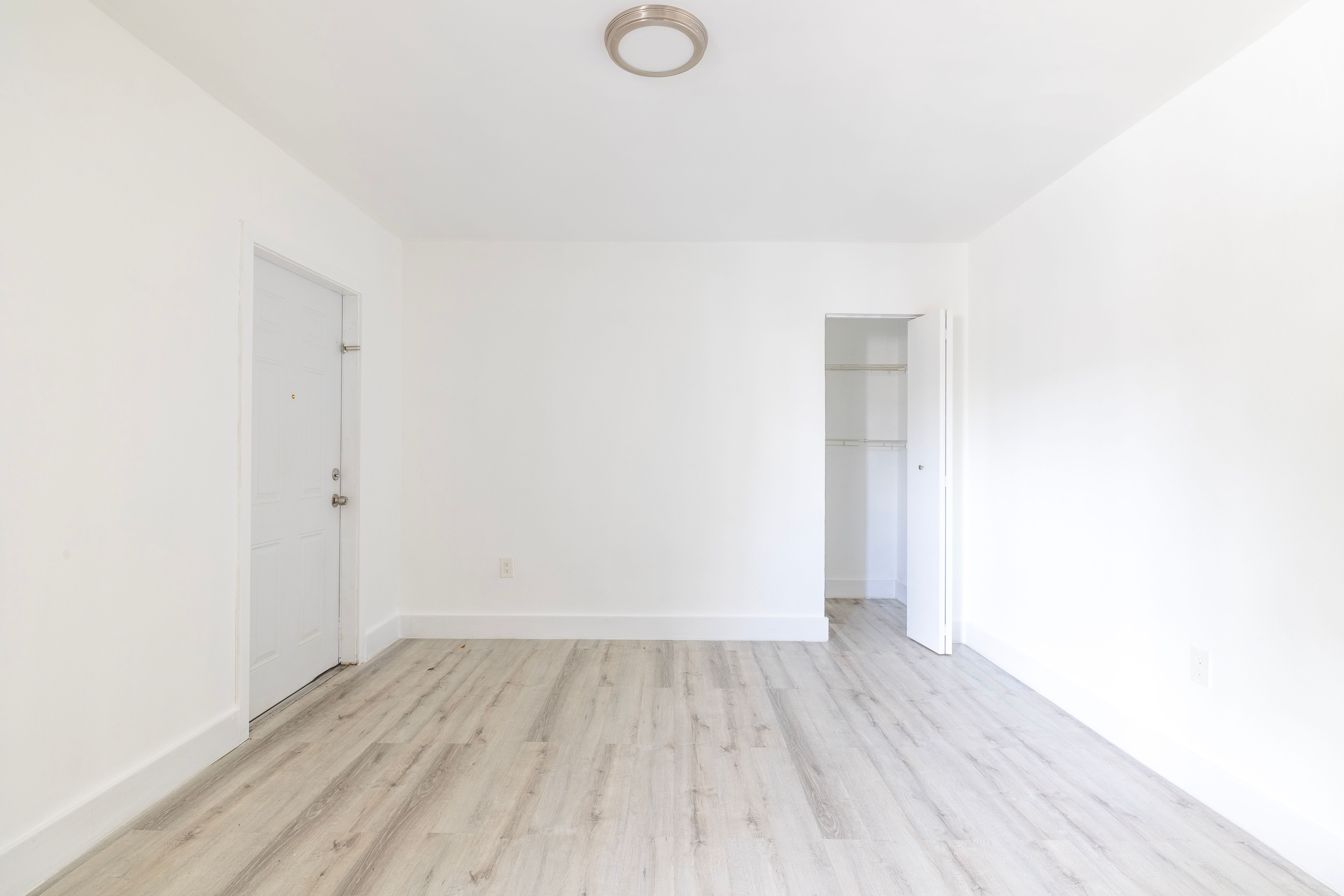 1091 SW 4th Street Miami FL 33130