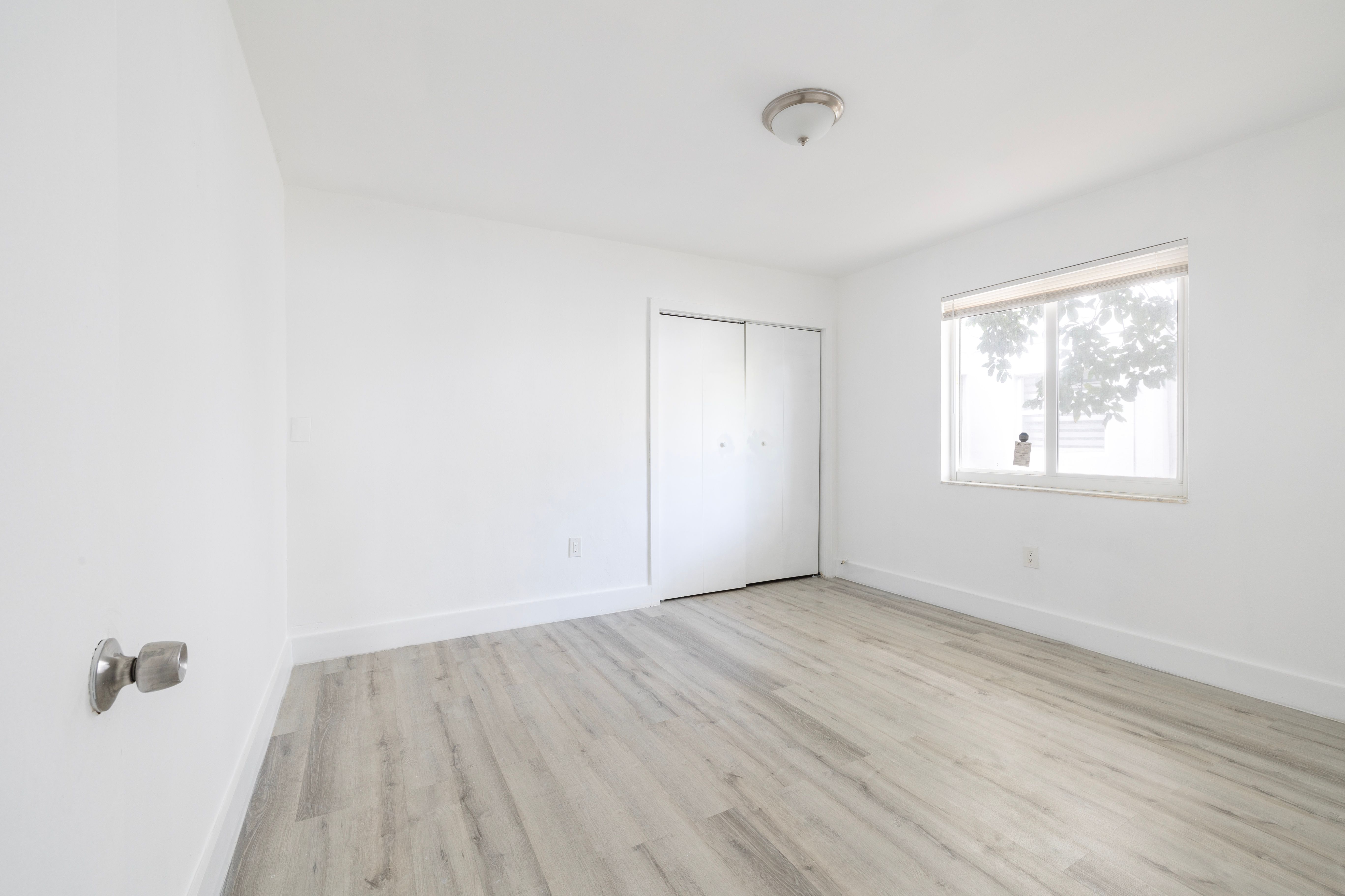 1091 SW 4th Street Miami FL 33130