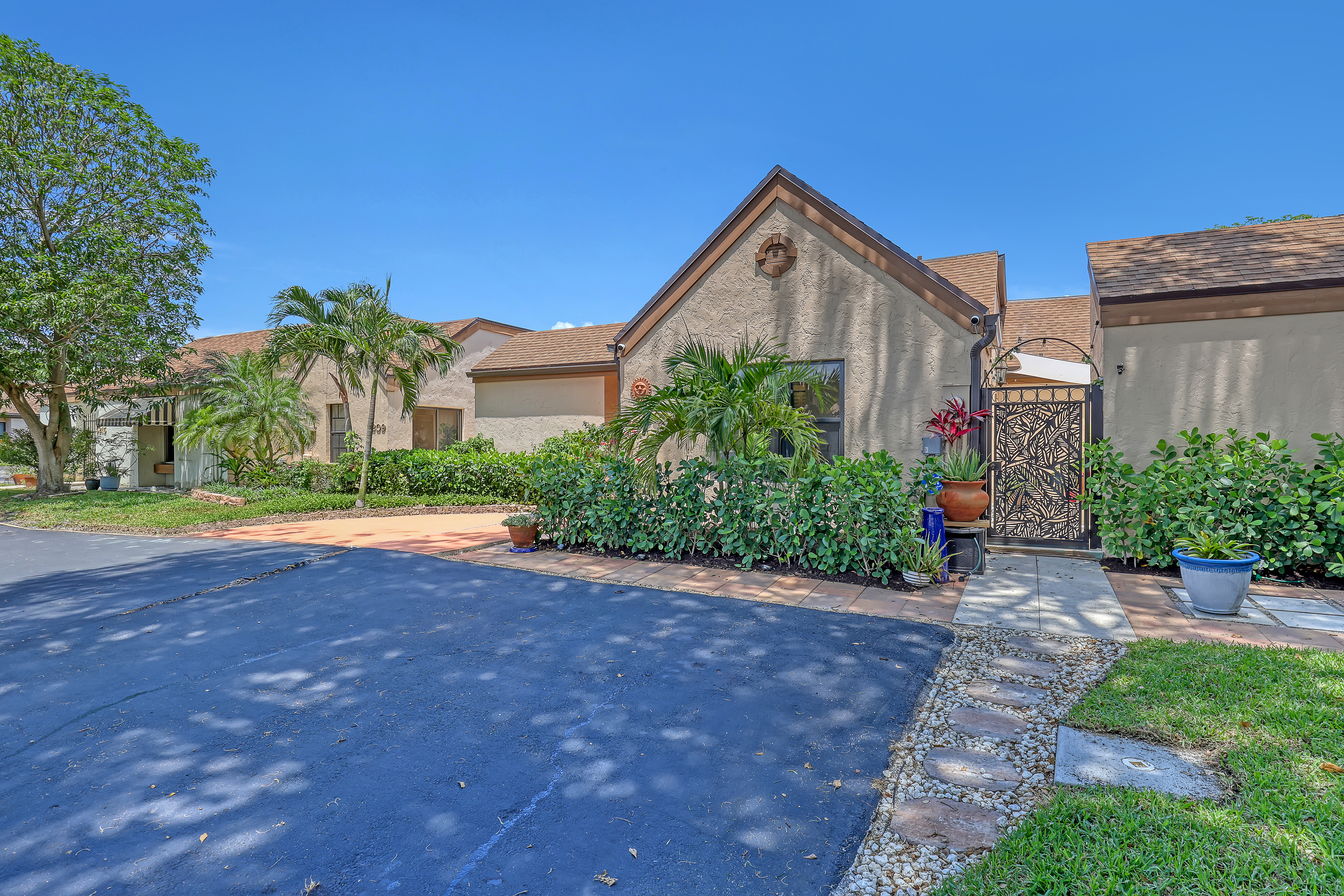 5203 Peppercorn Street Palm Beach Gardens FL 33418