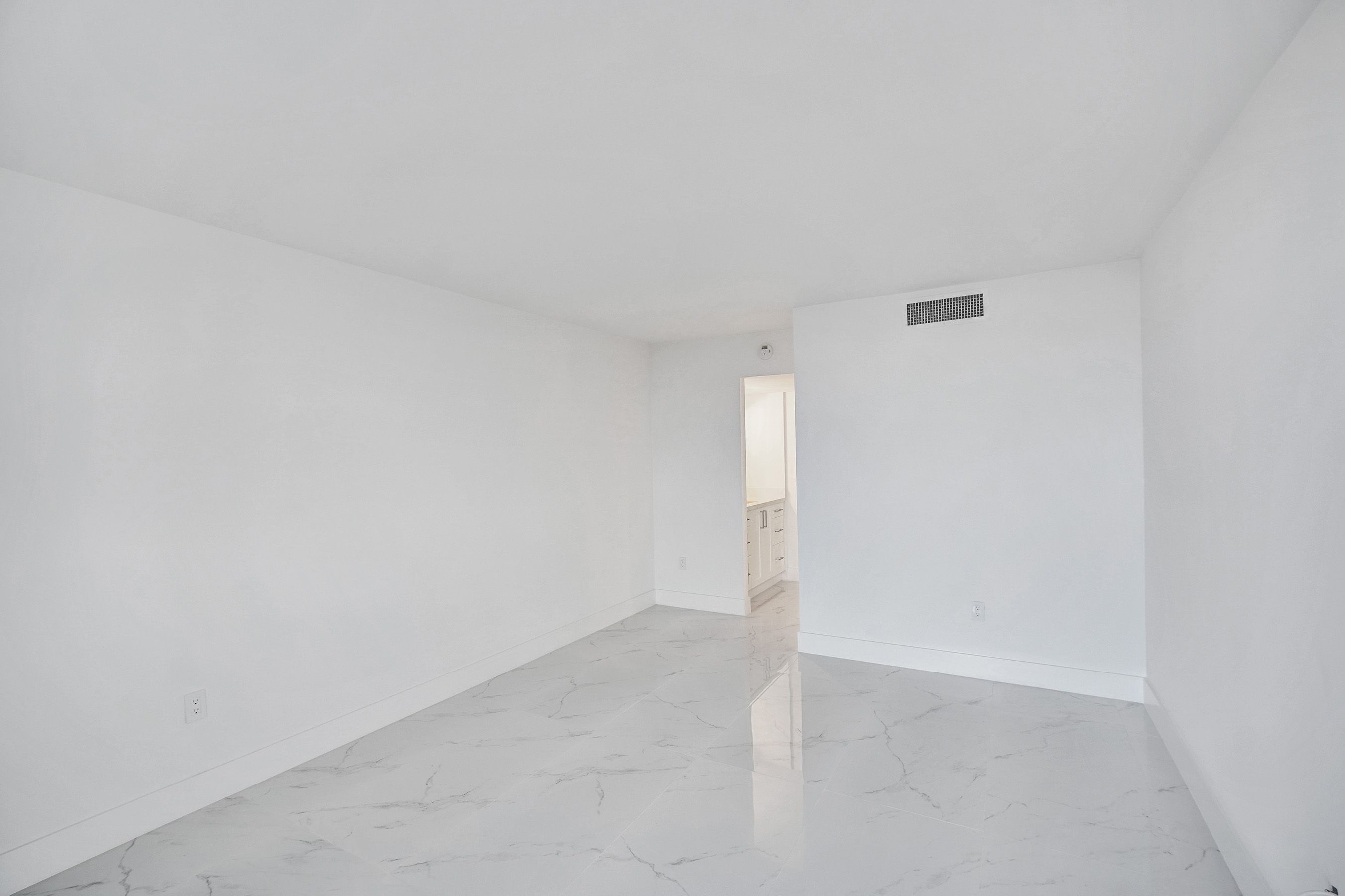 3625 N Country Club Drive Aventura FL 33180