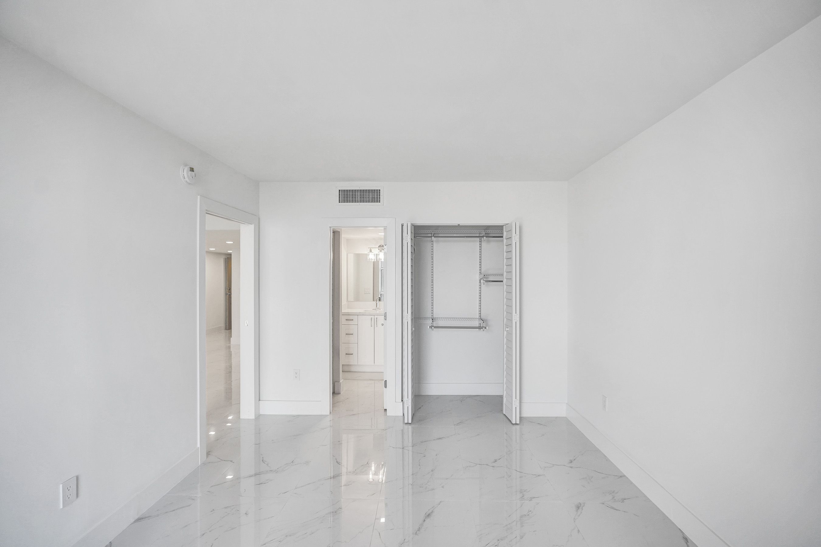 3625 N Country Club Drive Aventura FL 33180