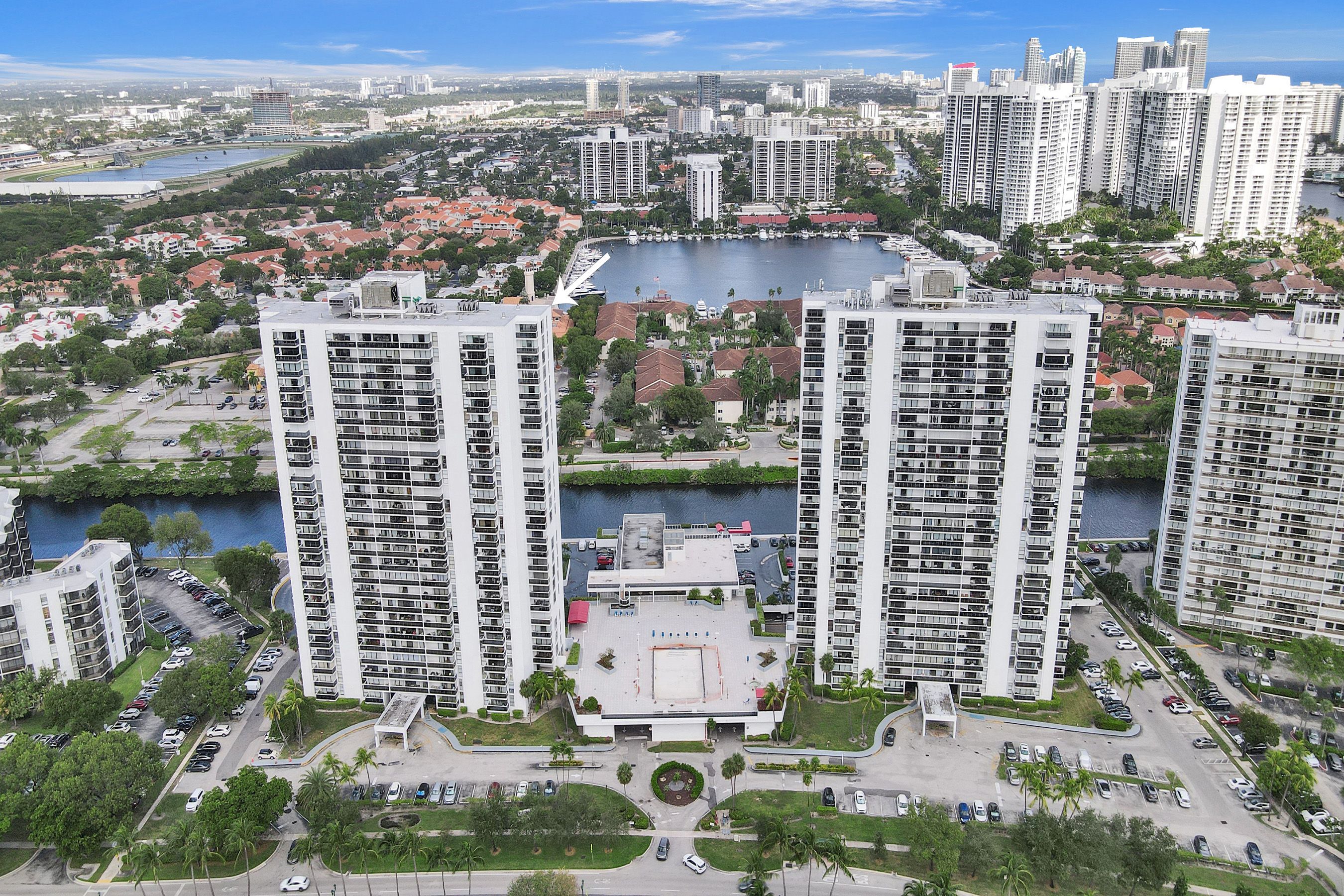 3625 N Country Club Drive Aventura FL 33180