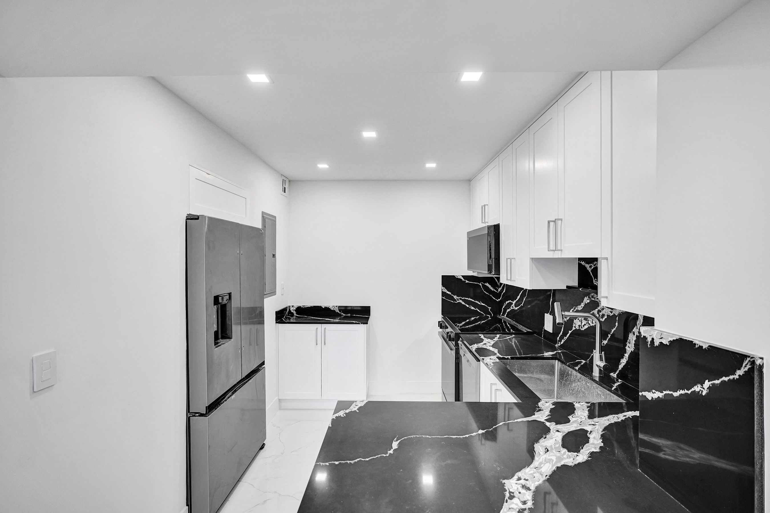 3625 N Country Club Drive Aventura FL 33180