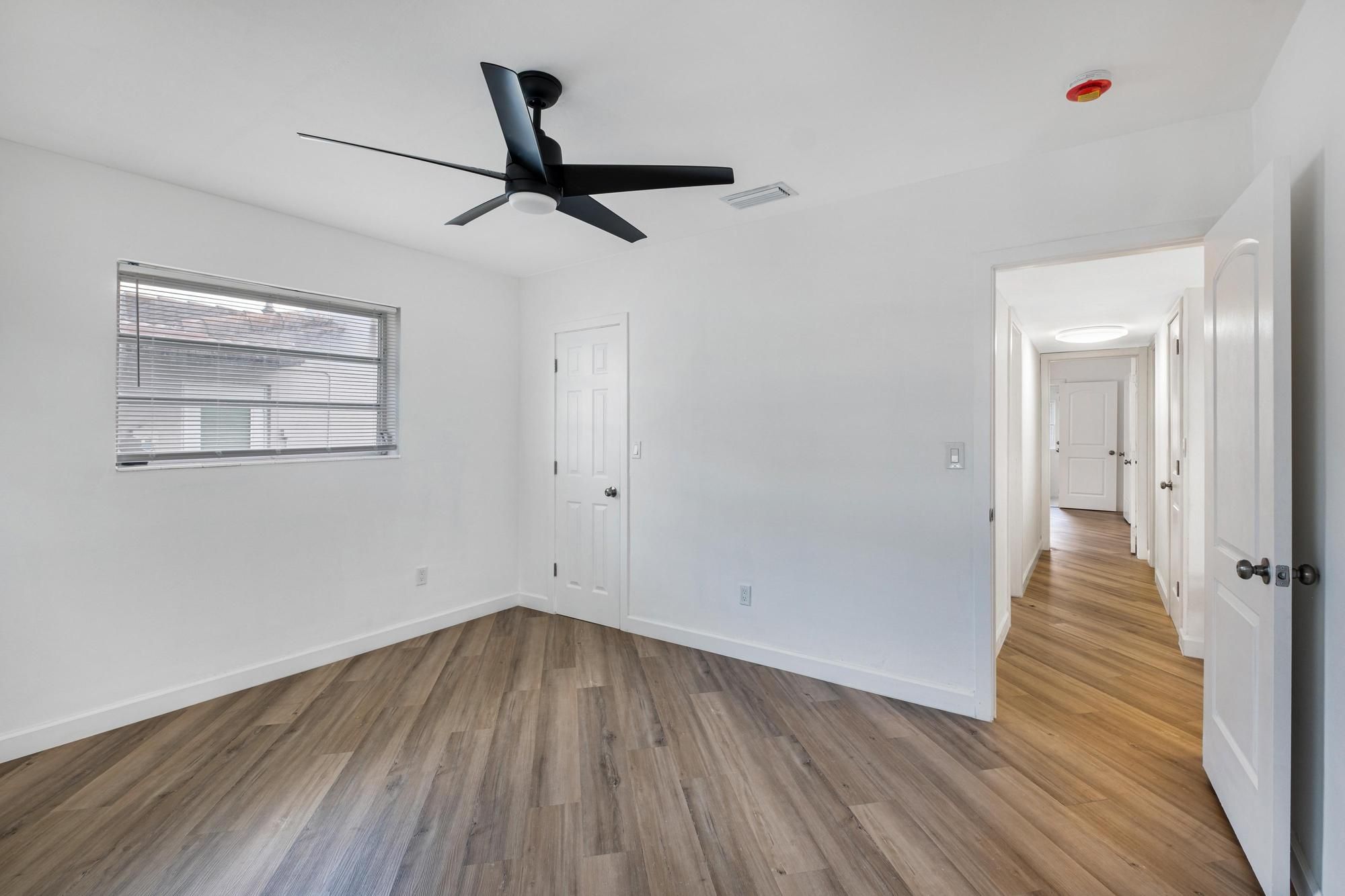 6750 White Oak Drive Miami Lakes FL 33014
