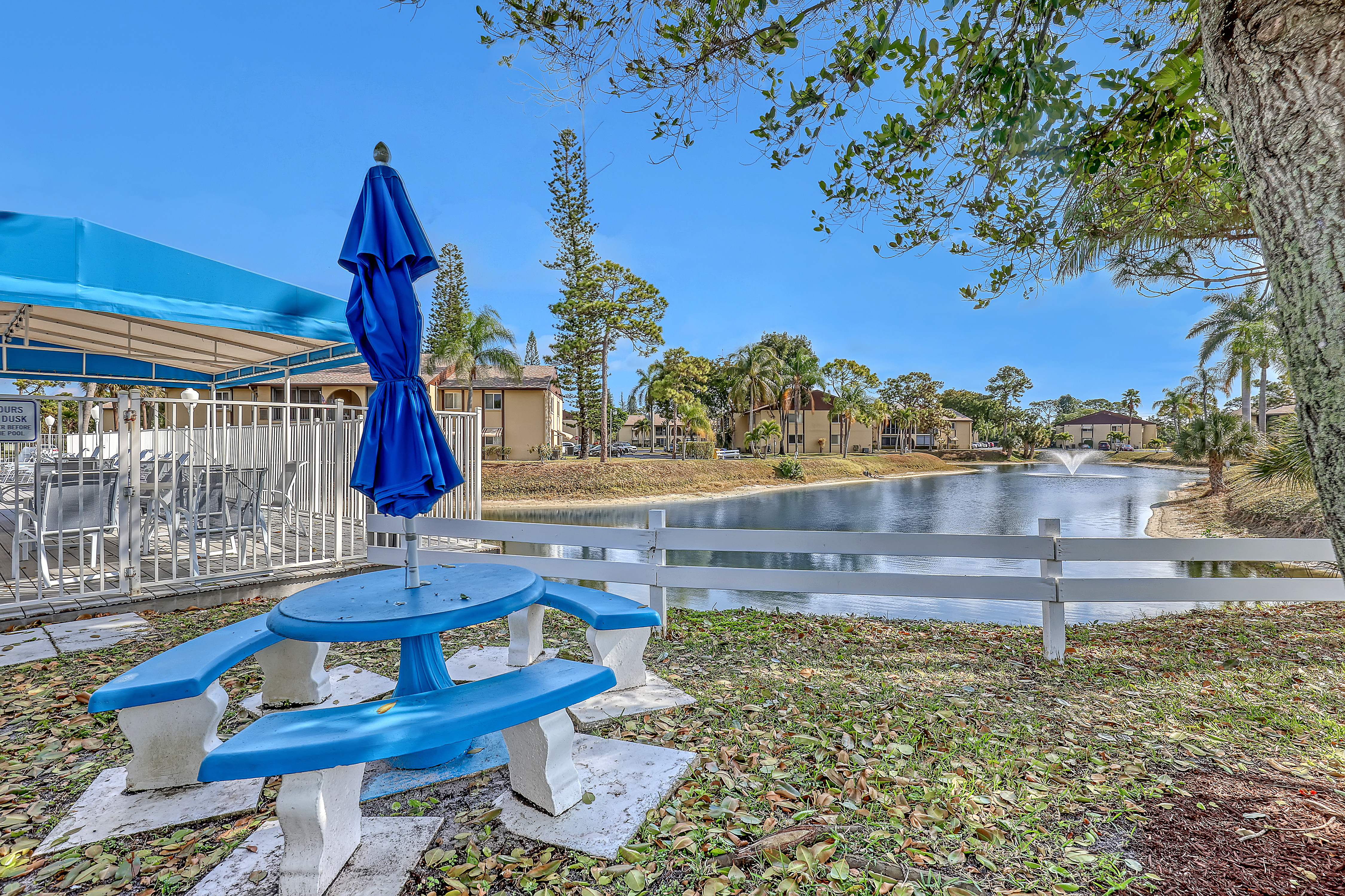 325 Pine Ridge Circle Green Acres FL 33463