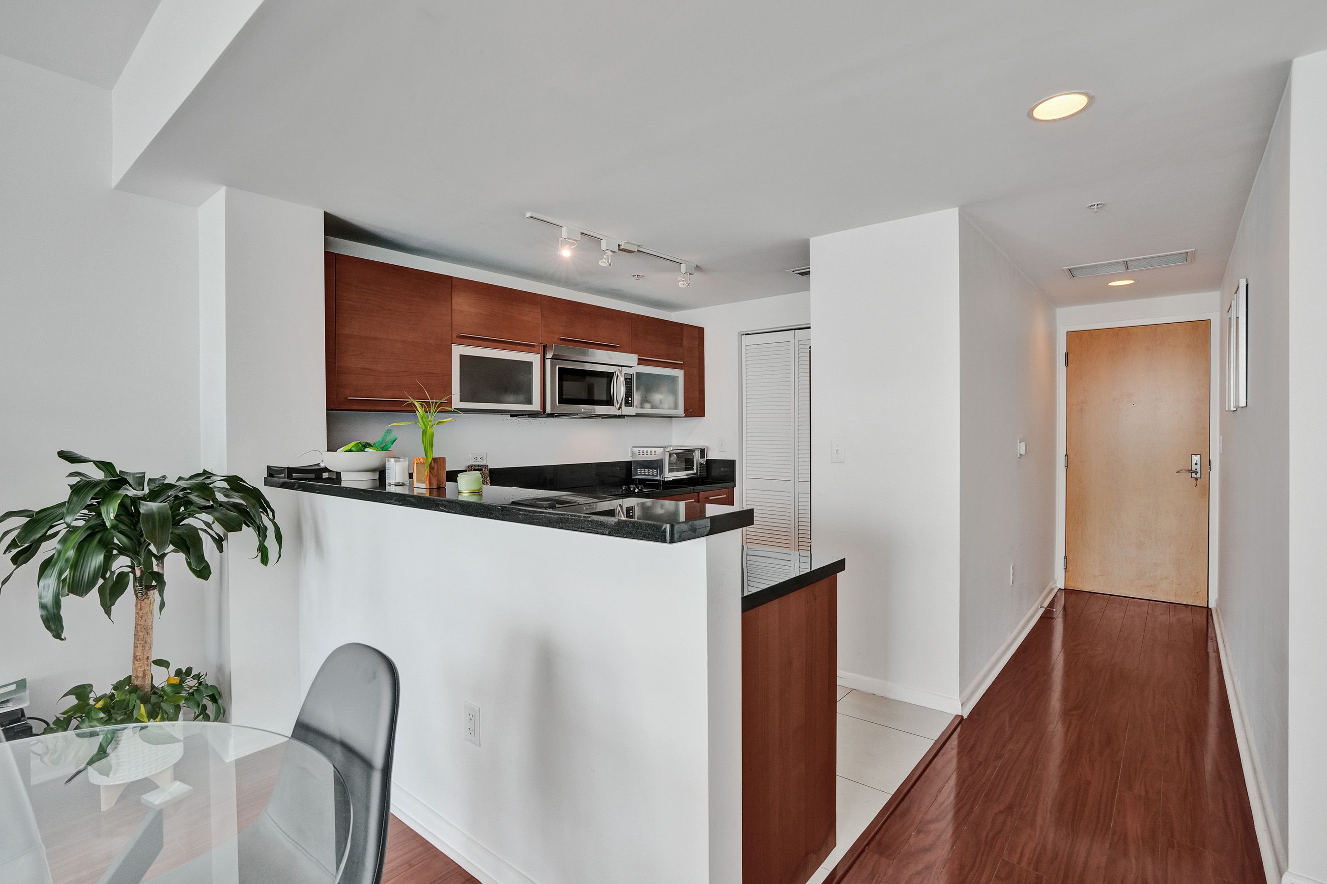 253 NE 2nd Street Miami FL 33132