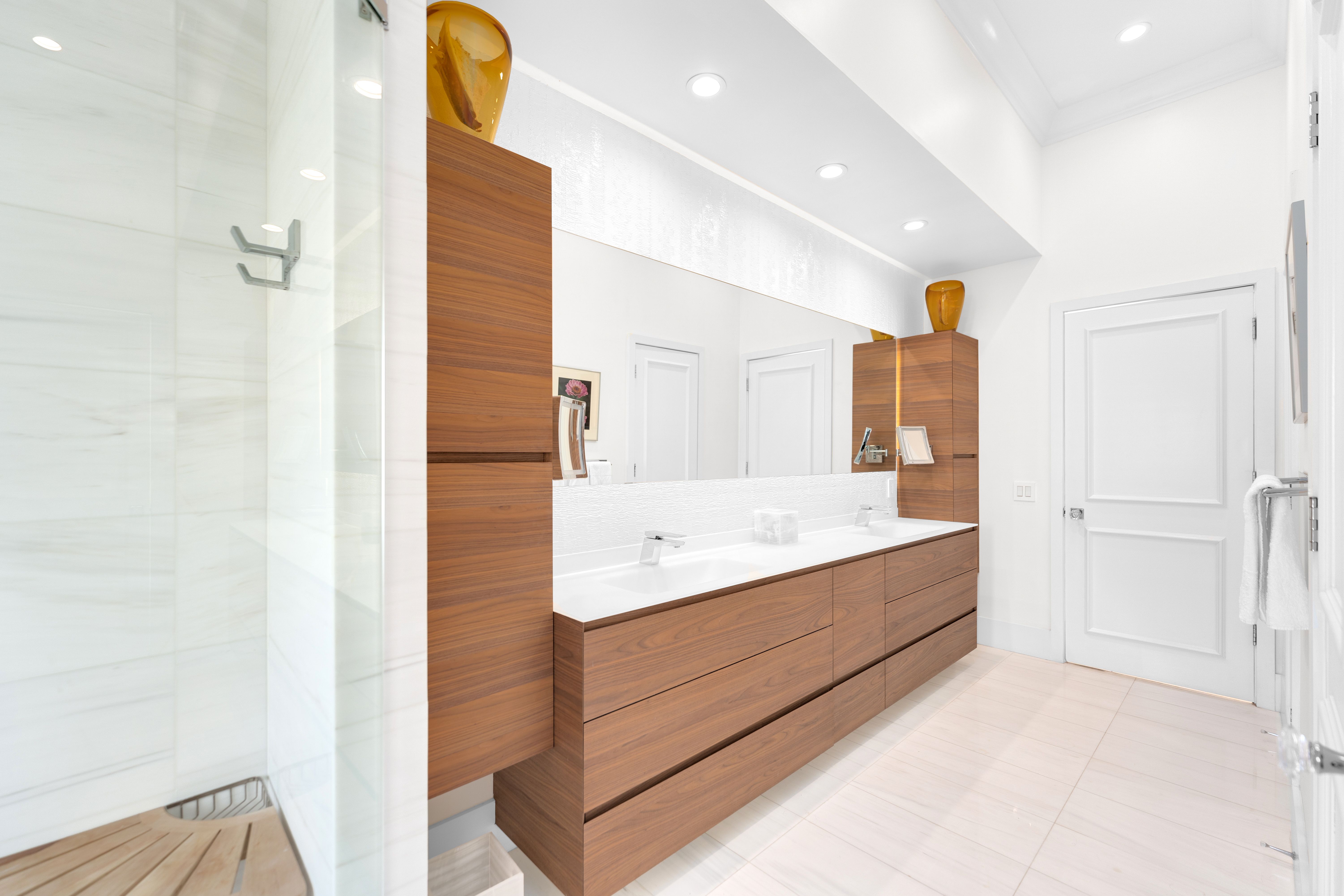 3 Turtle Walk Key Biscayne FL 33149