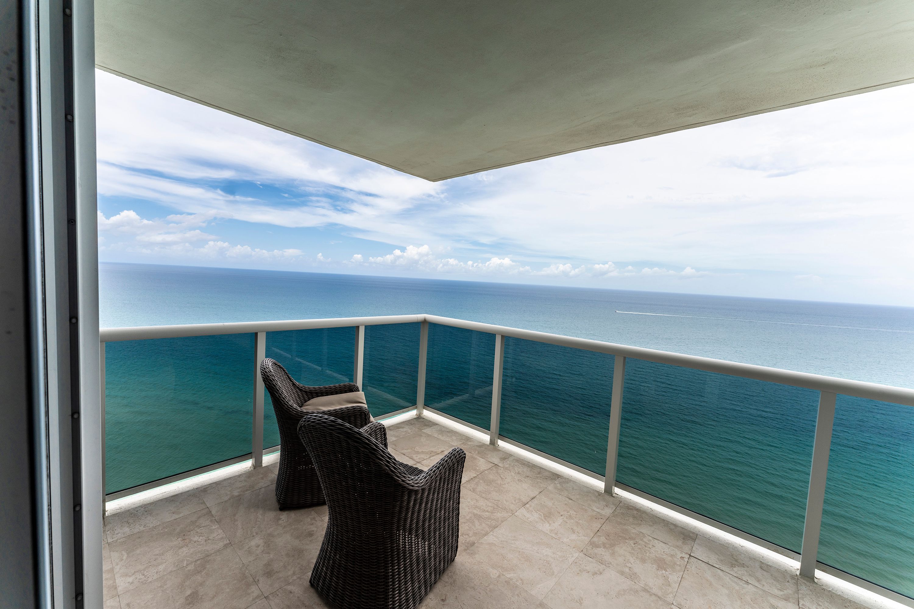 19111 Collins Avenue Sunny Isles Beach FL 33160
