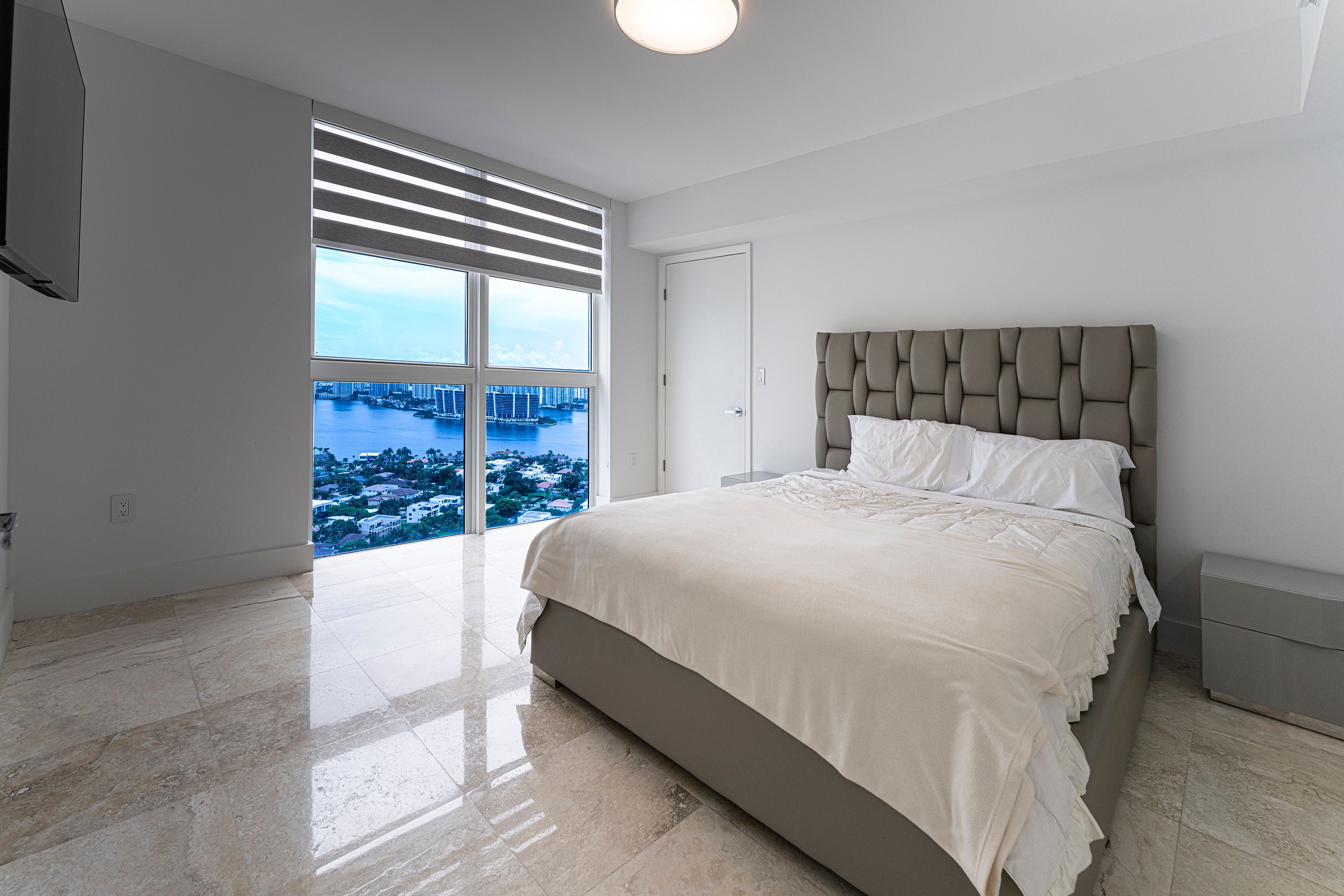 19111 Collins Avenue Sunny Isles Beach FL 33160