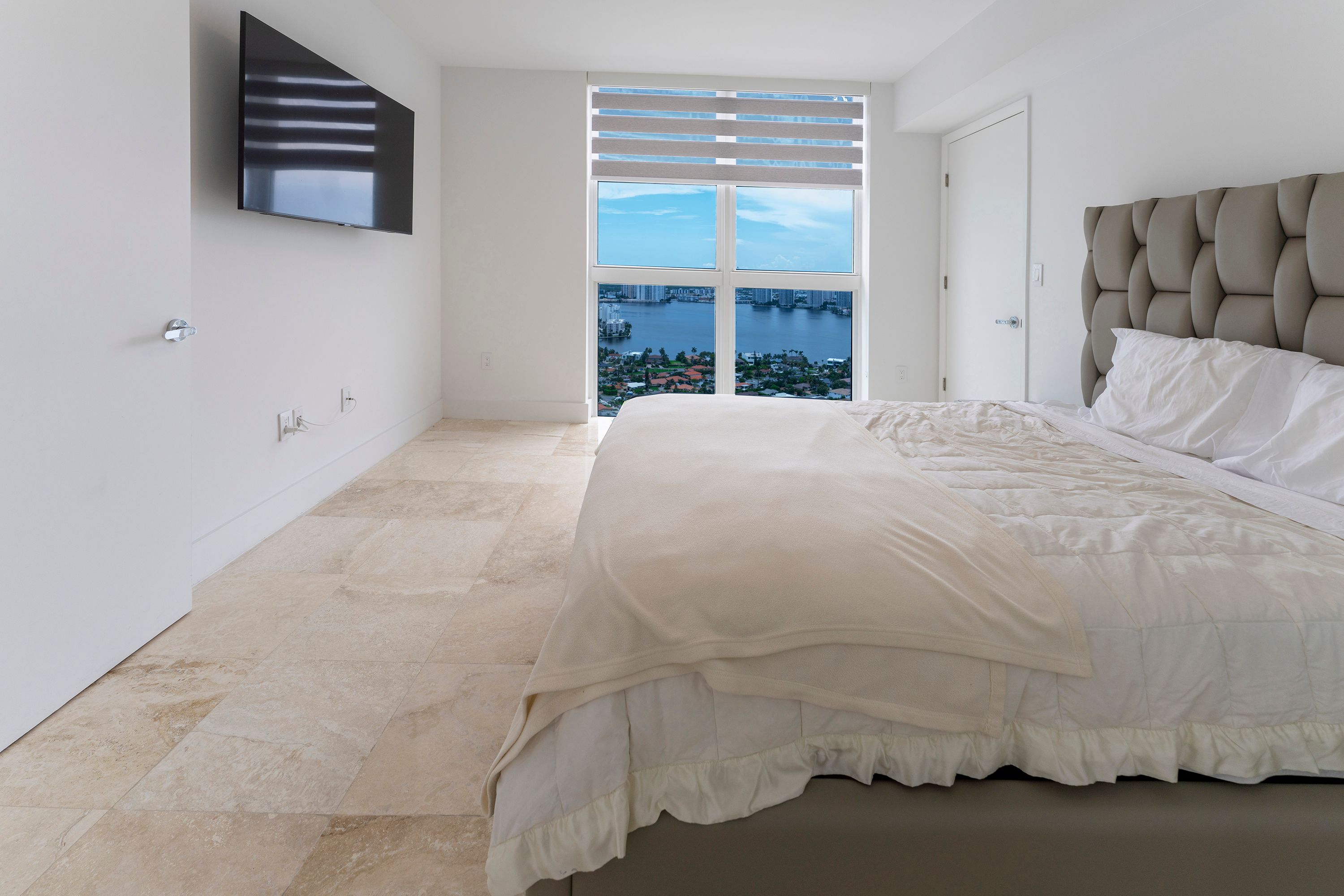 19111 Collins Avenue Sunny Isles Beach FL 33160